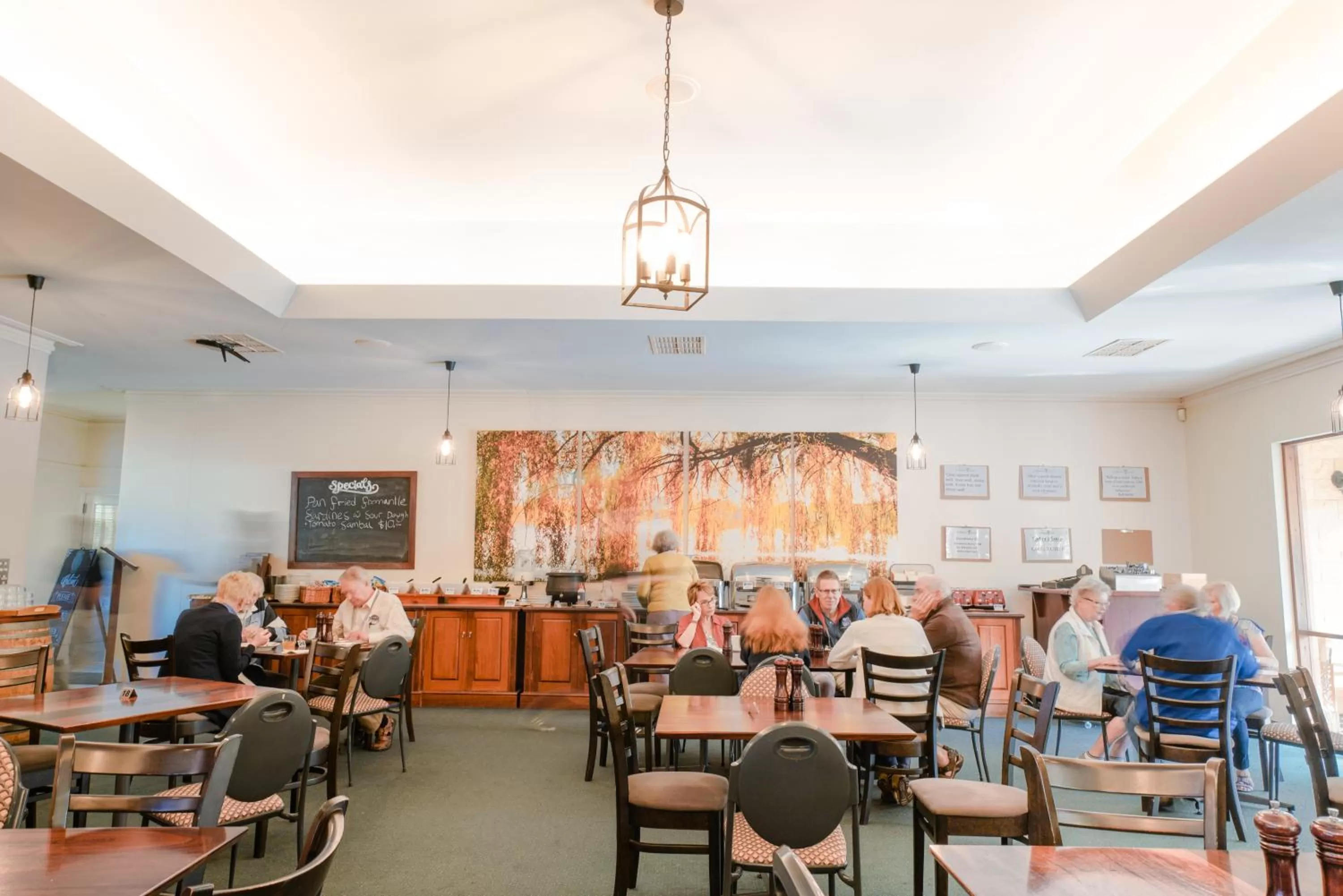 Restaurant/places to eat in Grande Escape Resort