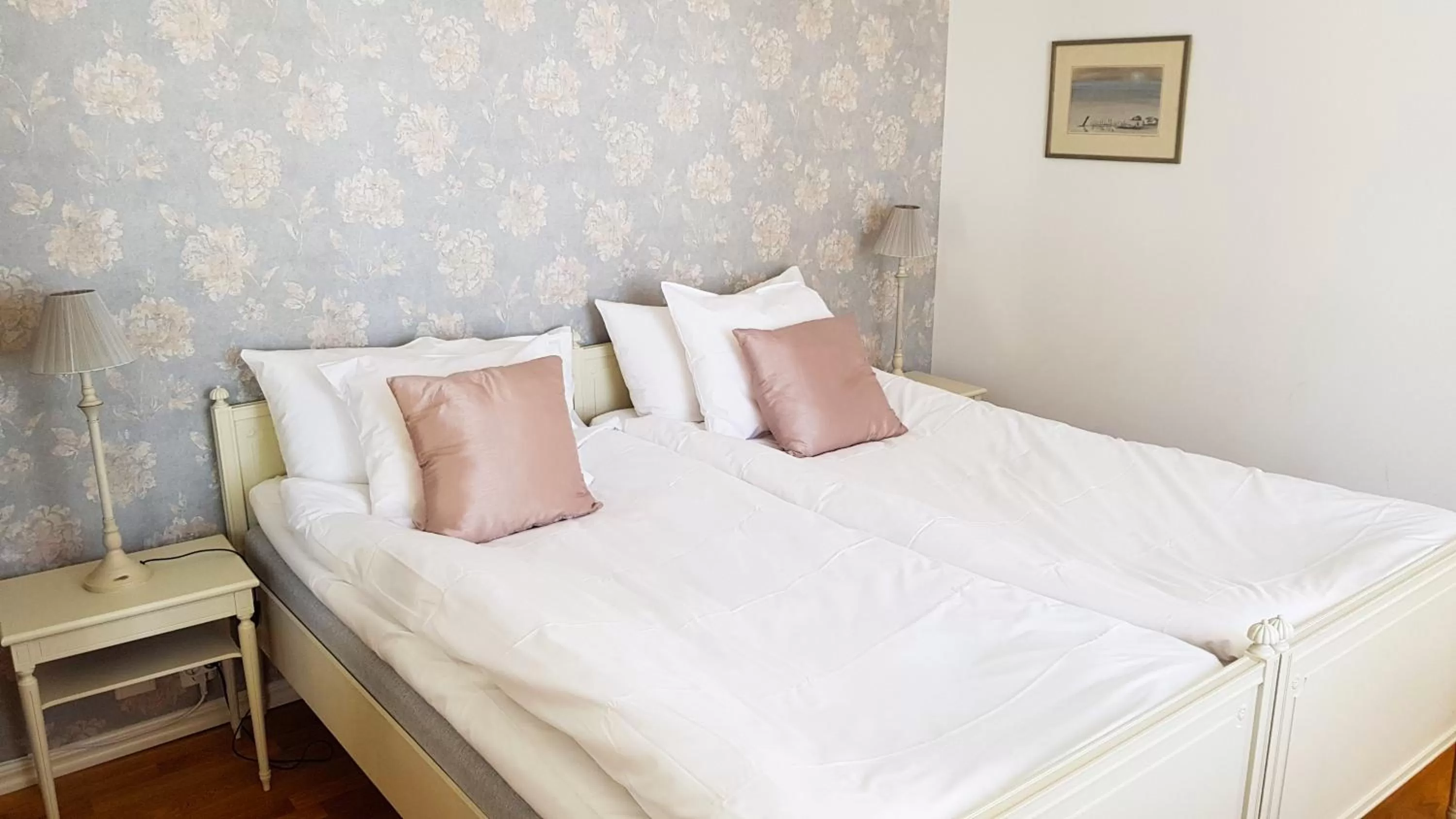 Bed in Hotell Grönfeltsgården