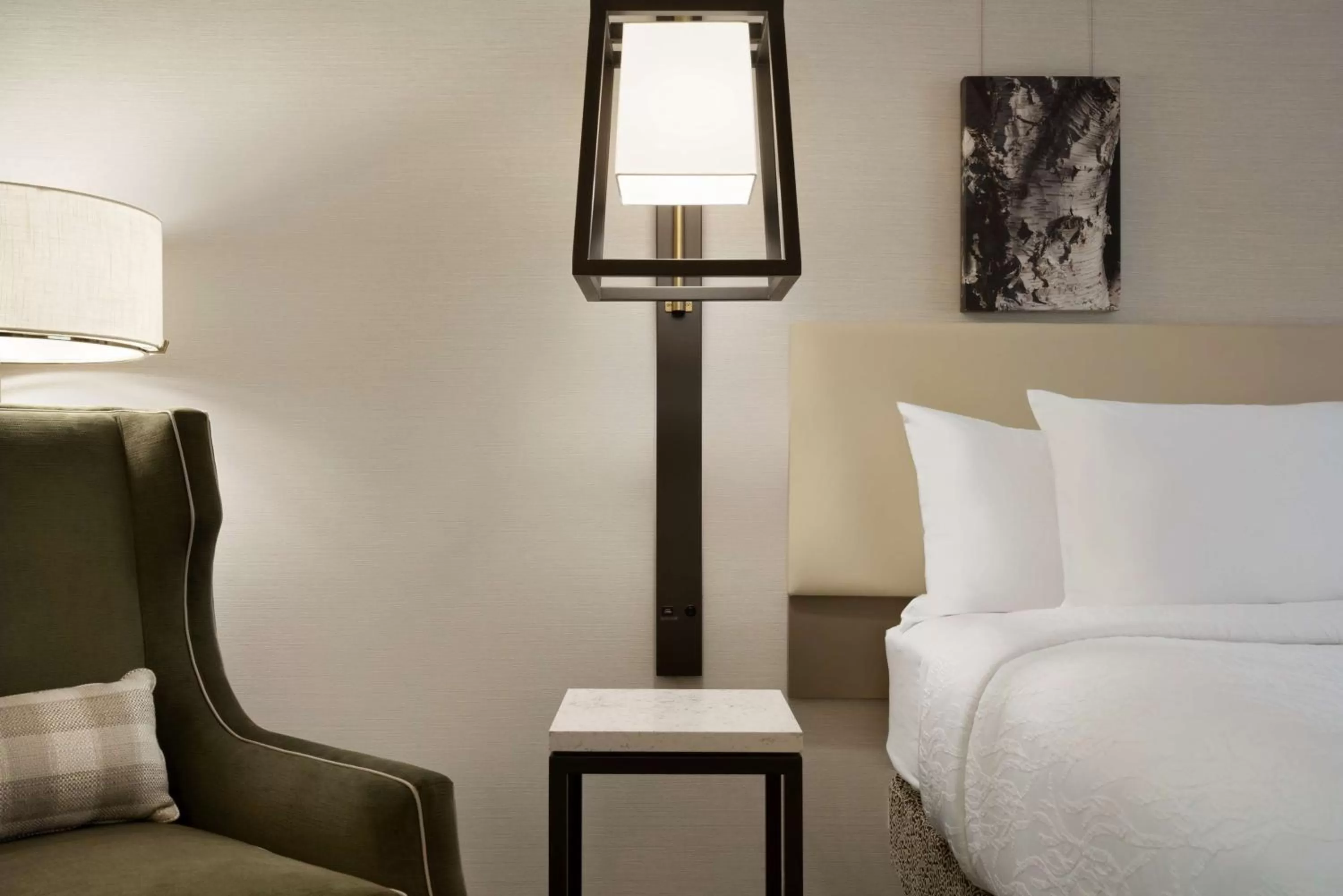 Bed in Hilton Garden Inn Newtown Square Radnor