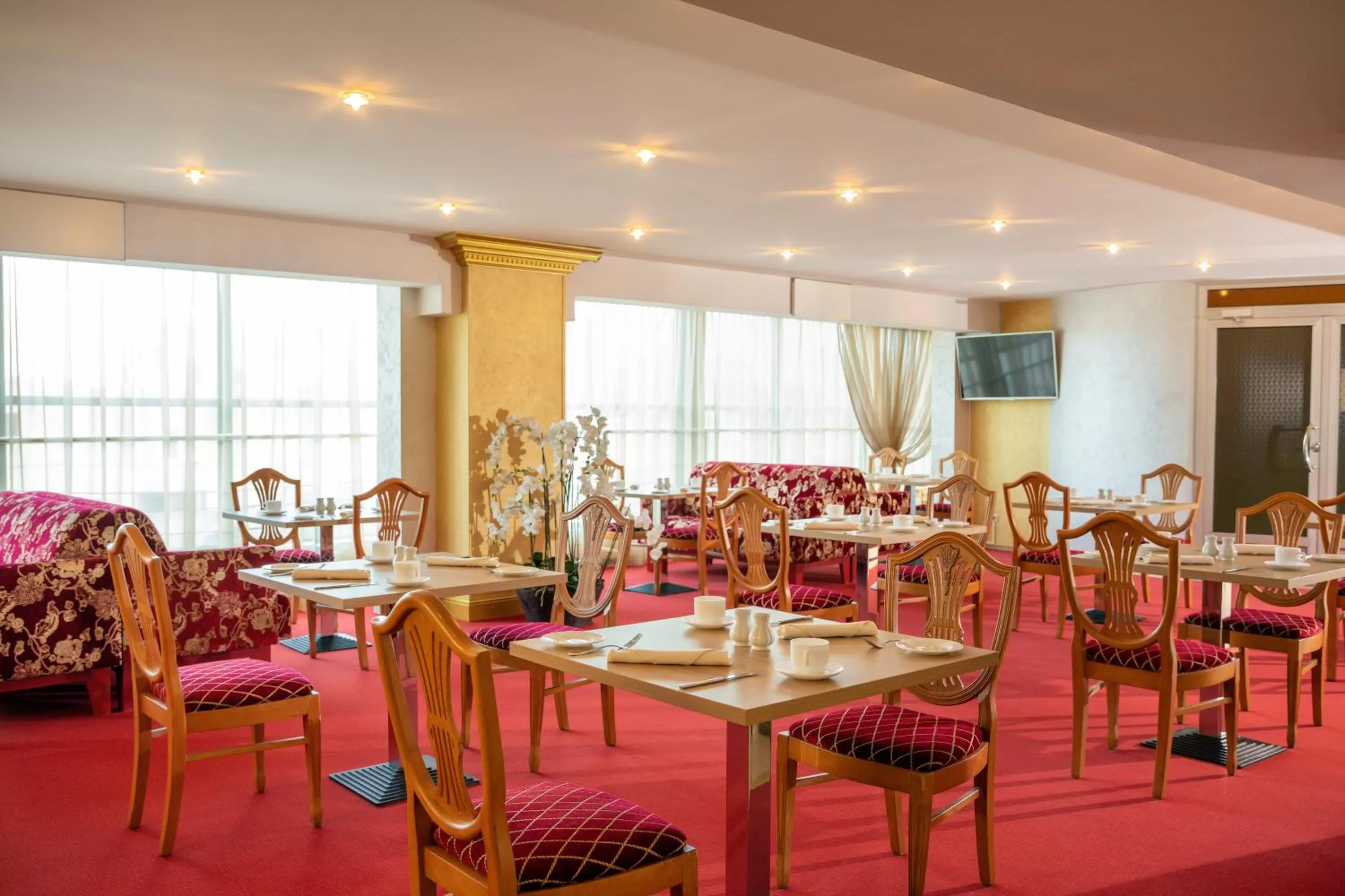 Restaurant/Places to Eat in U11 Hotel