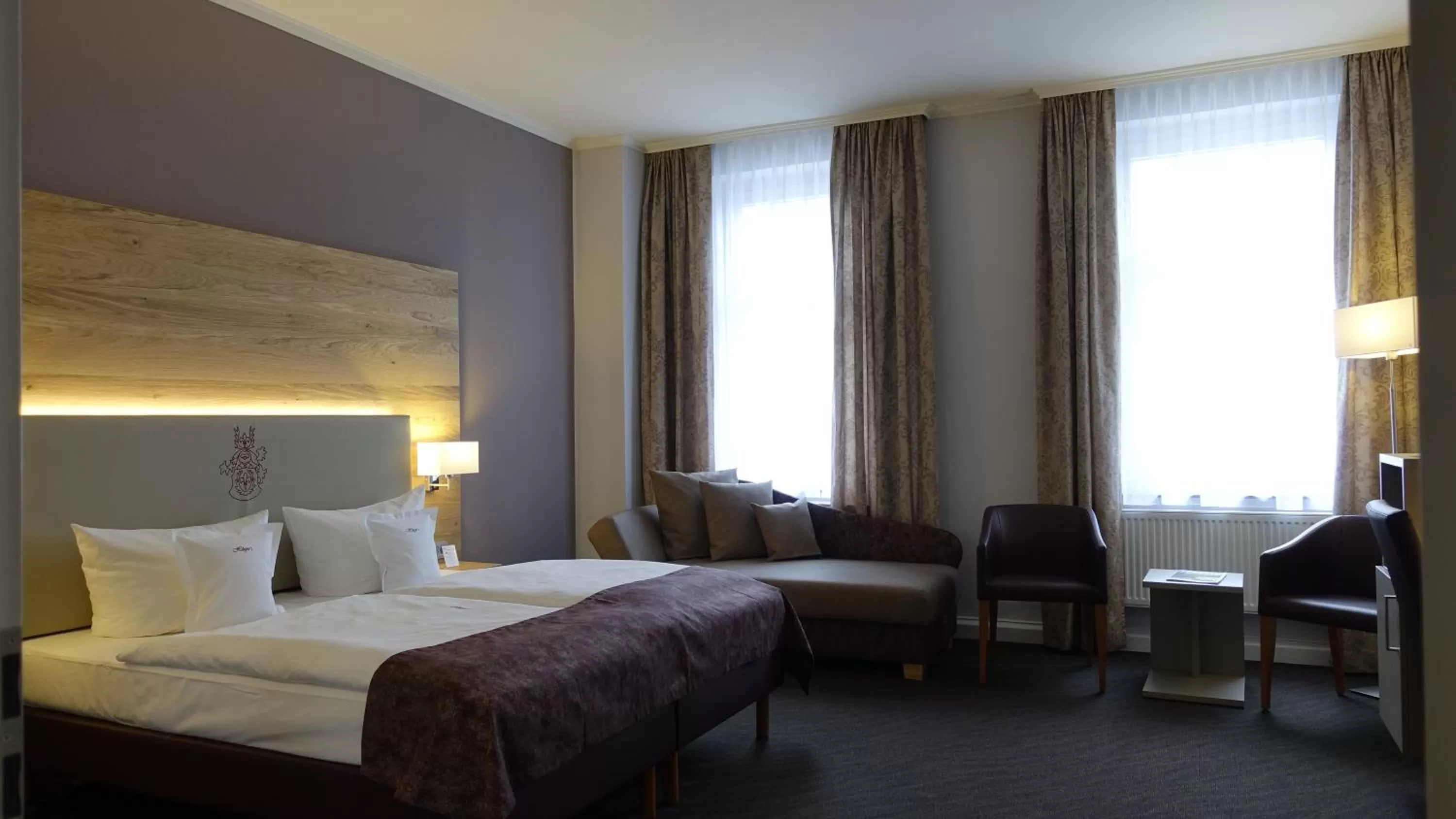 Photo of the whole room, Bed in Höger's Hotel & Restaurant