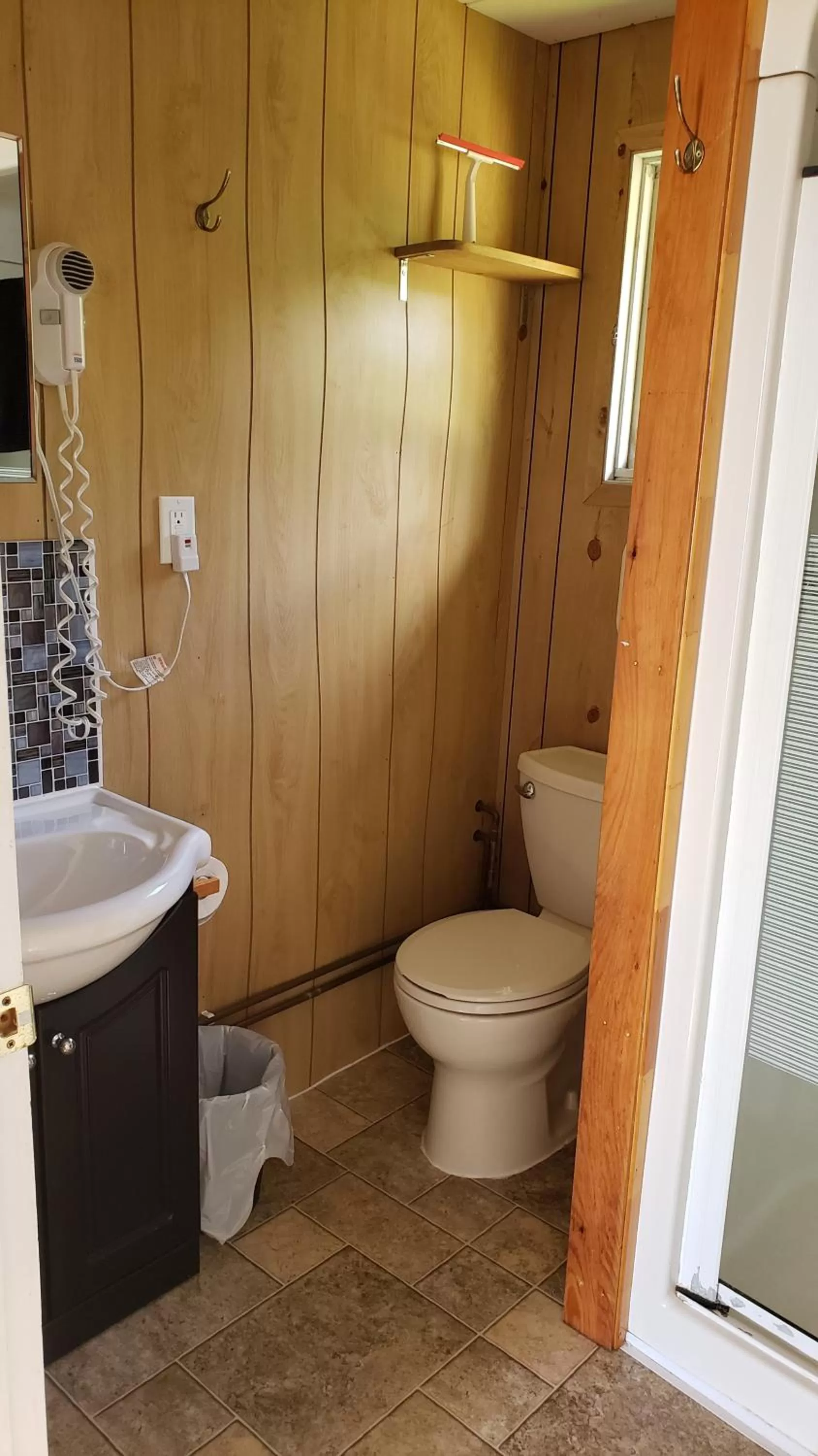 Parkway Cottage Resort and Trading Post