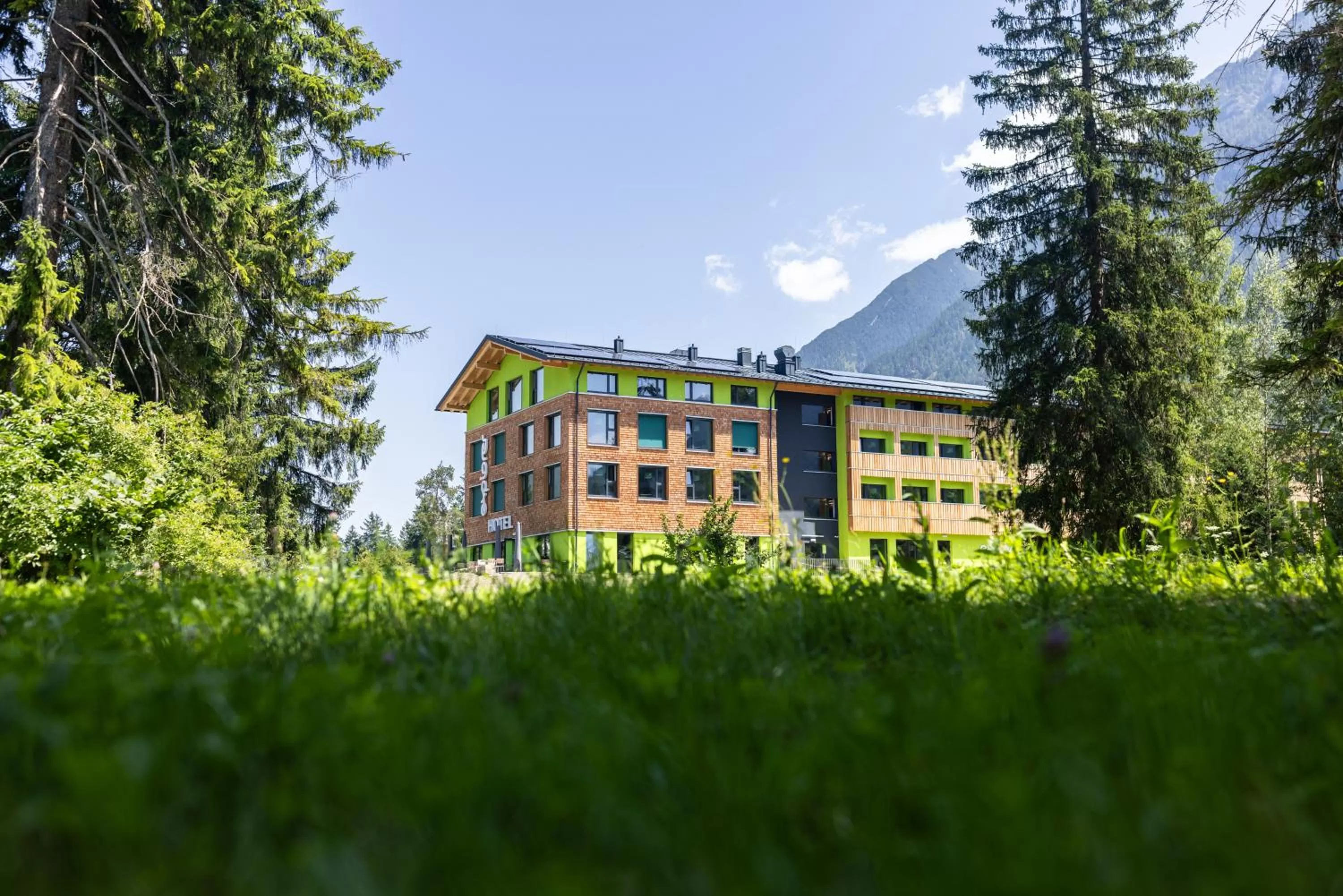Property Building in Explorer Hotel Garmisch