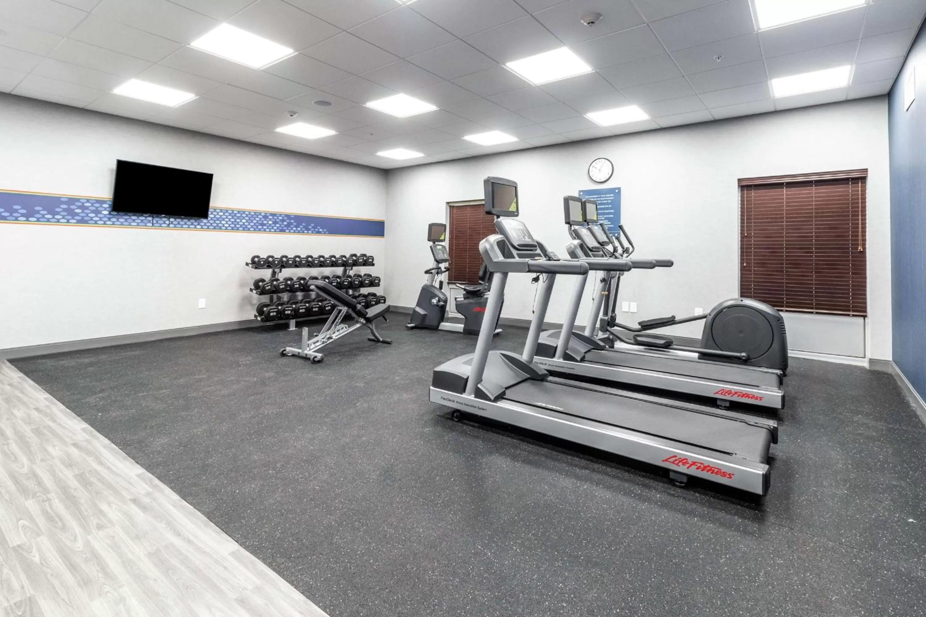 Fitness centre/facilities in Hampton Inn Locust Grove