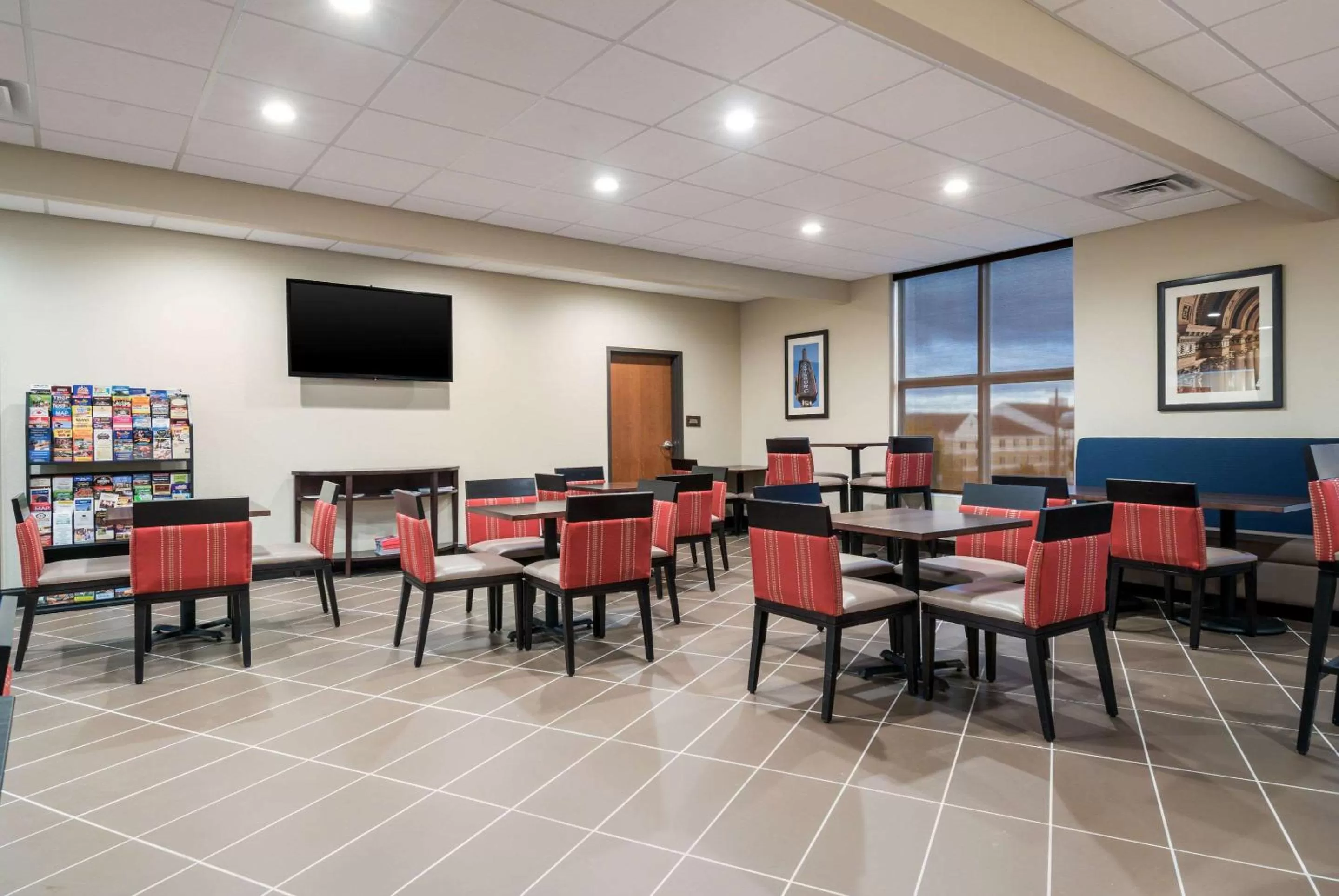 Restaurant/places to eat in Comfort Inn & Suites Harrisburg - Hershey West