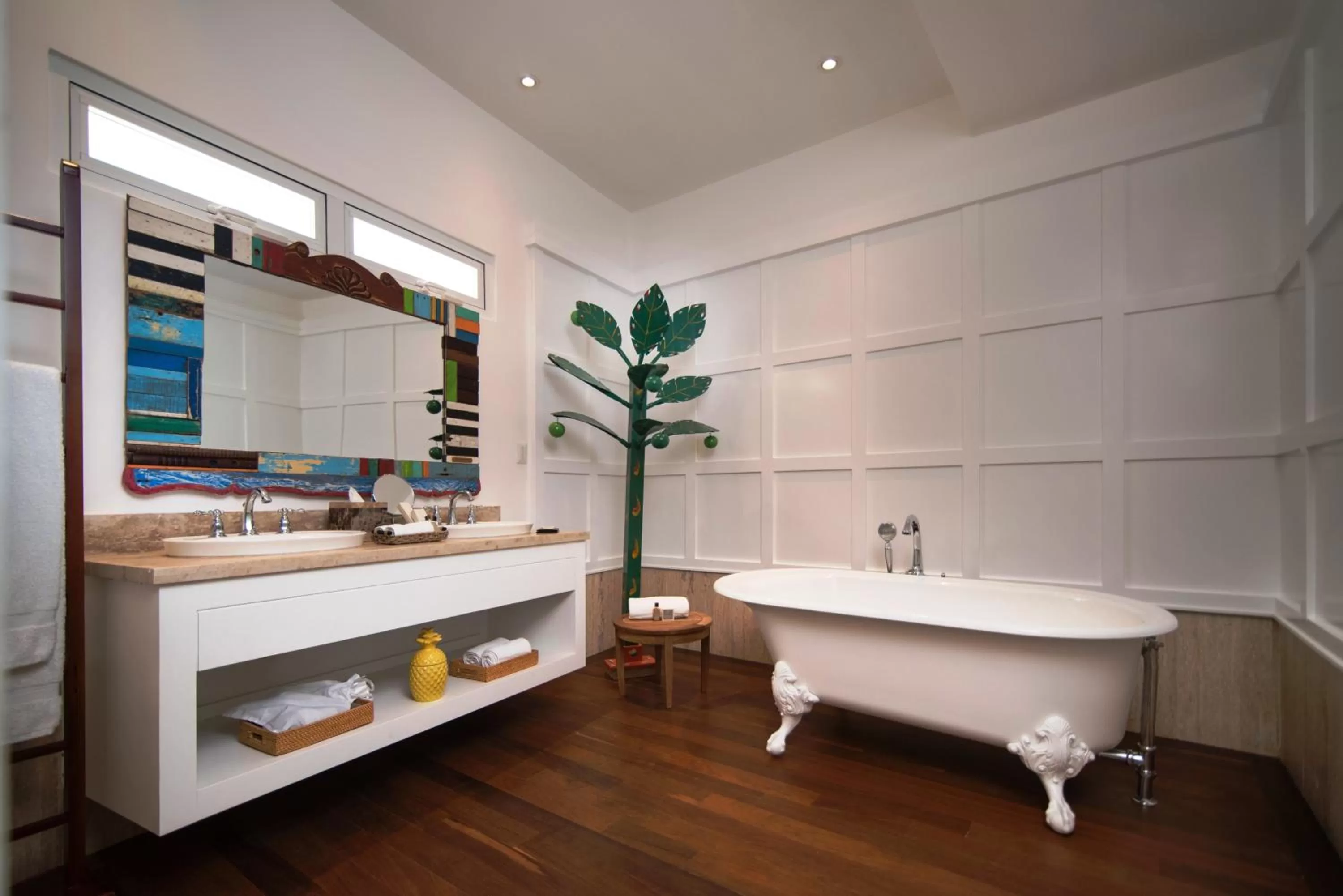 Bathroom in Casas del XVI