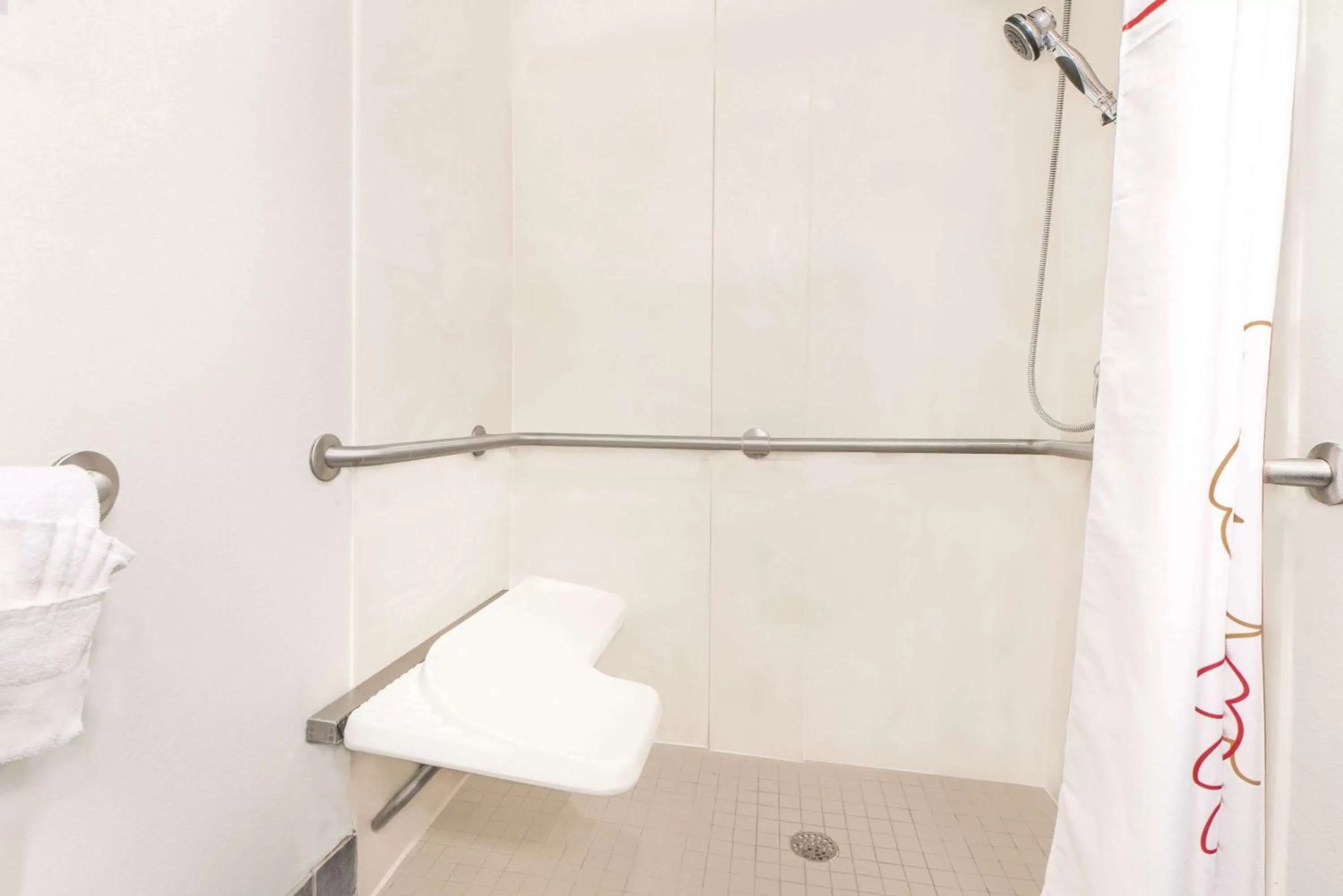 Shower in Hawthorn Suites by Wyndham Lubbock