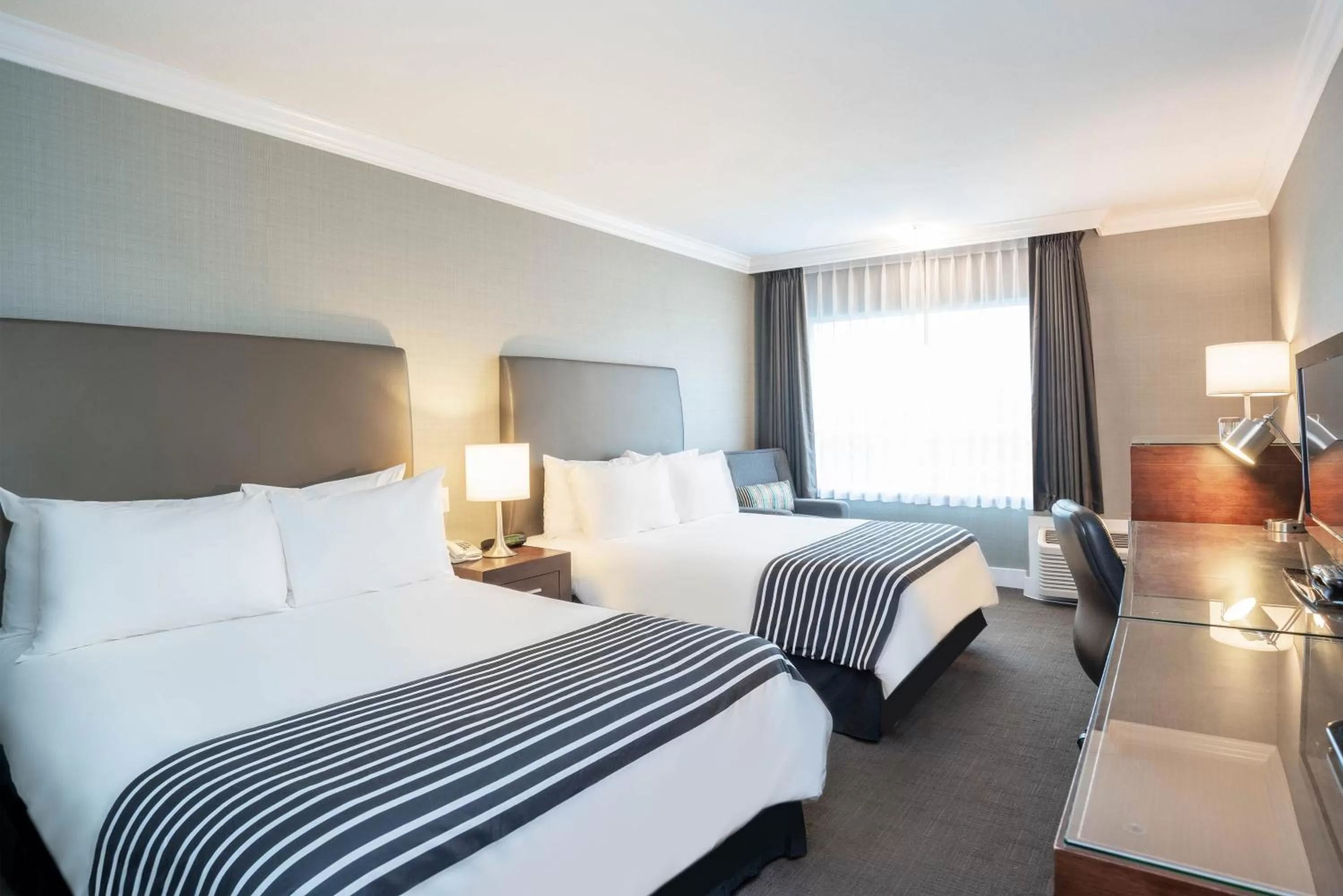 Standard Room, 2 Double Beds in Sandman Hotel Vancouver Airport