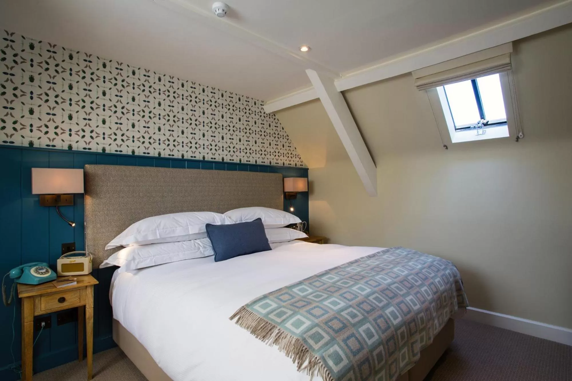 Bed in The Boot at Barnsley