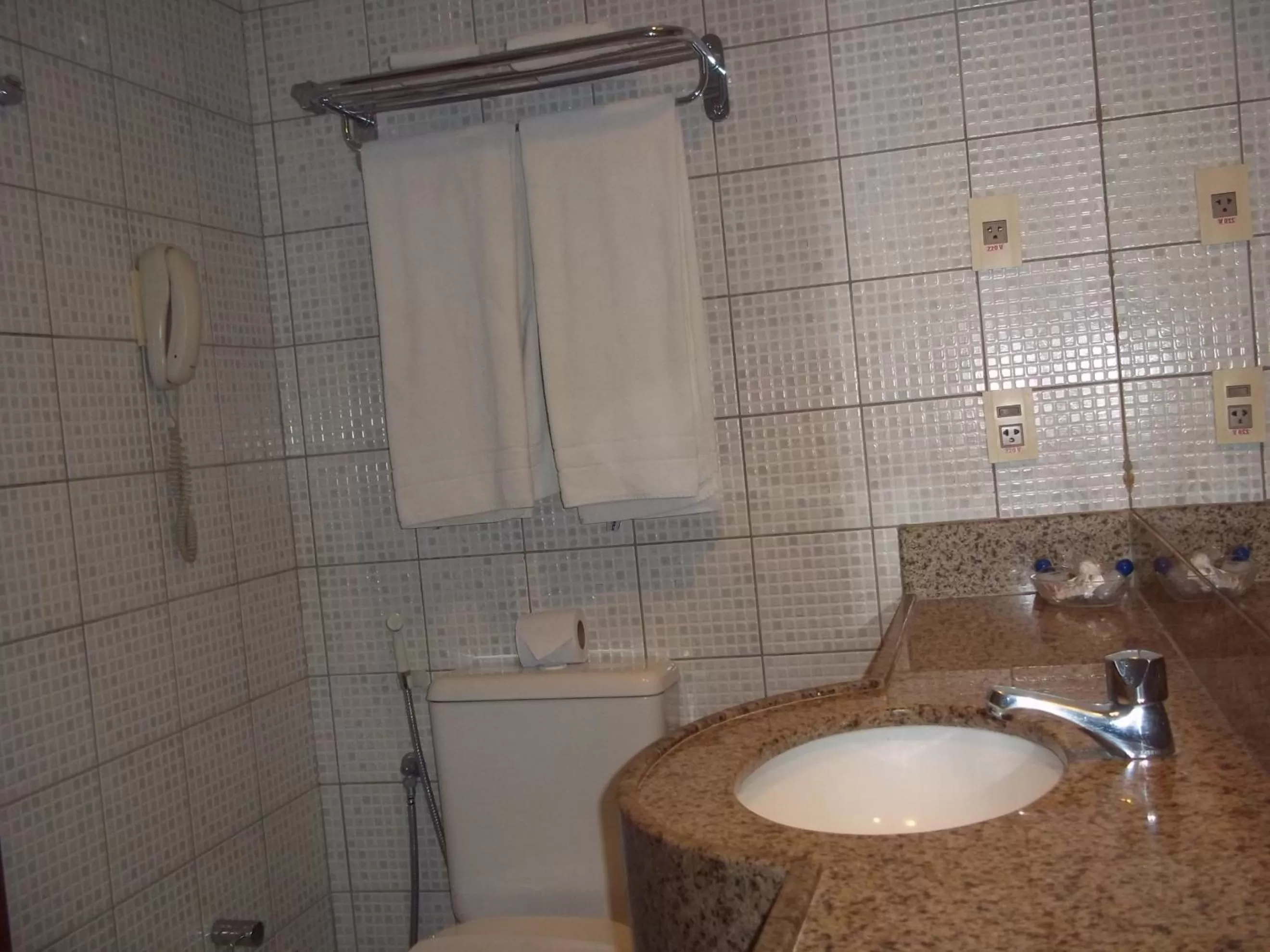 Bathroom in Costa do Mar Hotel