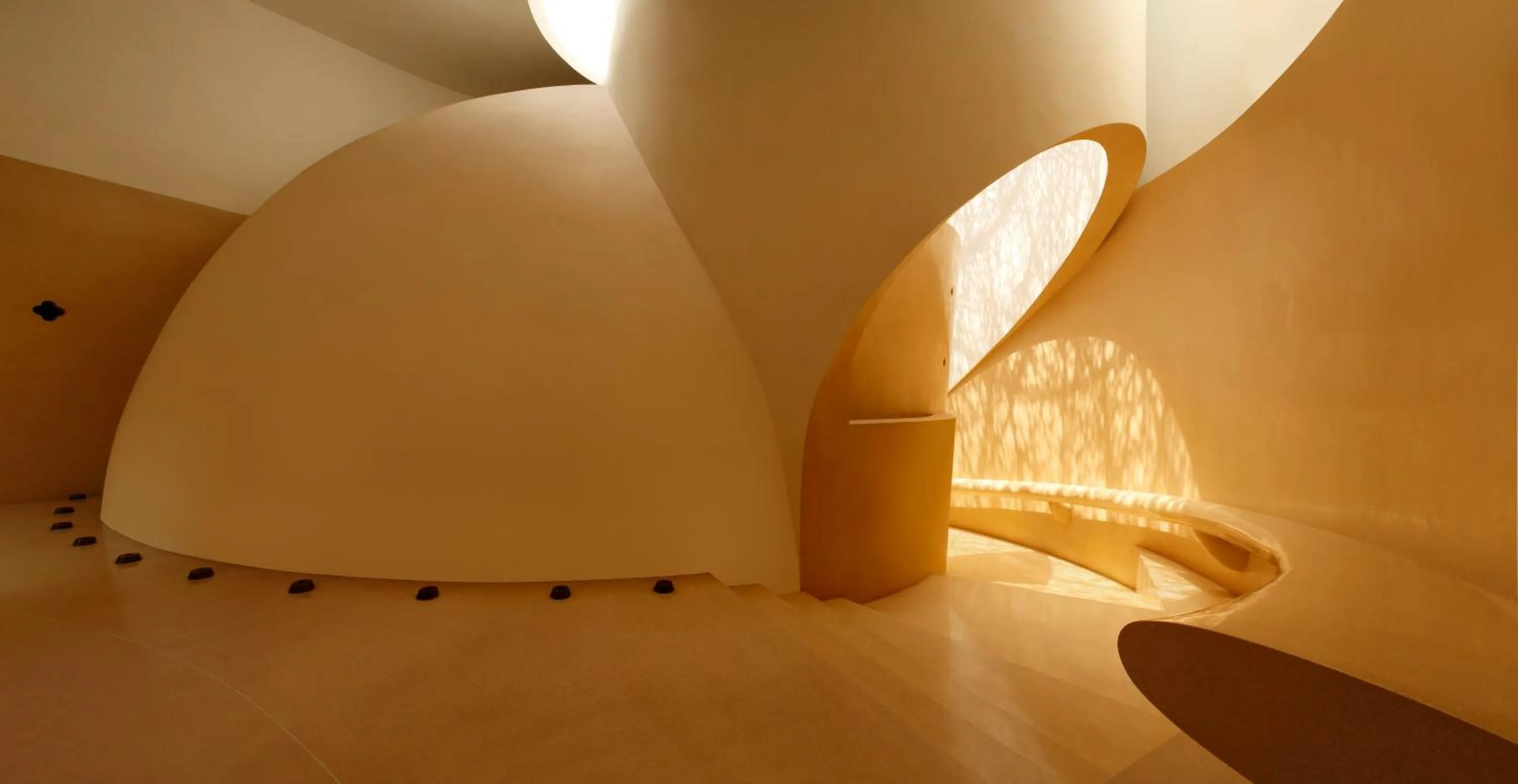 Lobby or reception in The Roseate