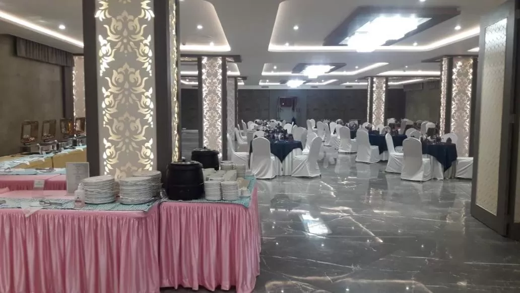 Dhamma Grand Hotel Resort