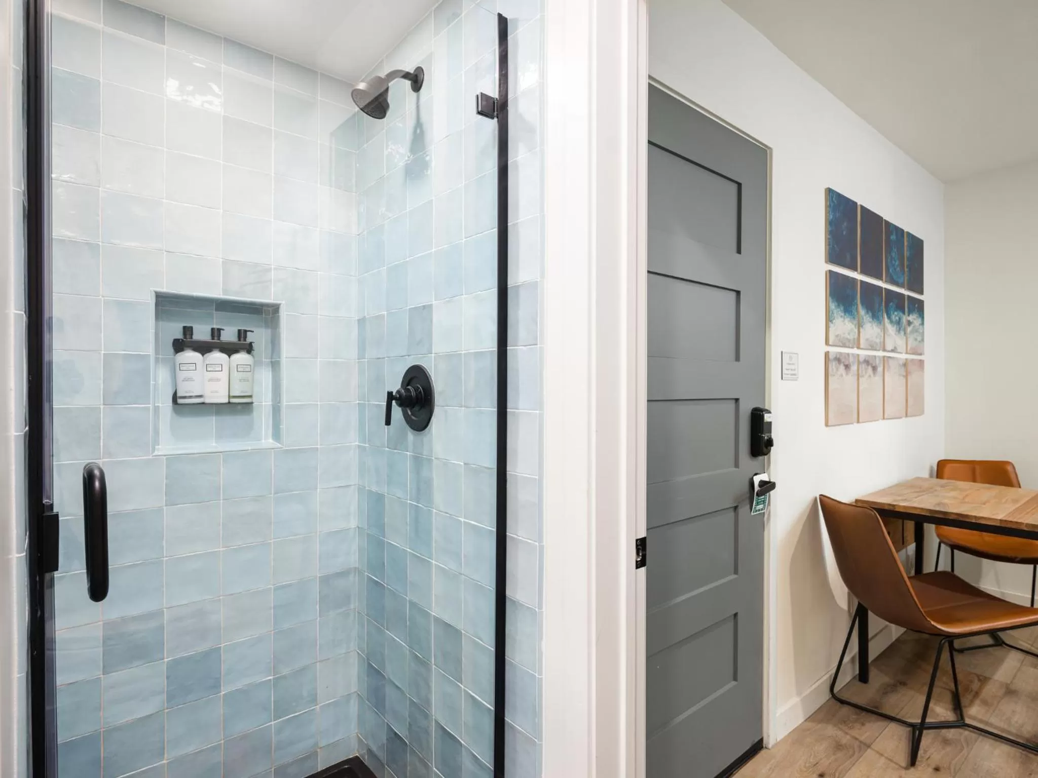 Shower in The Marbella