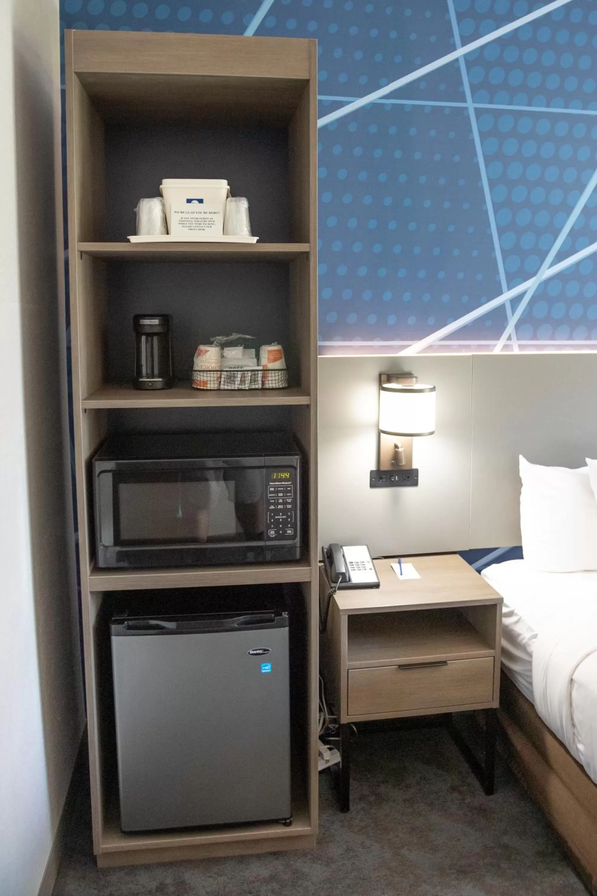 Coffee/tea facilities, Bed in Comfort Inn Sioux City South