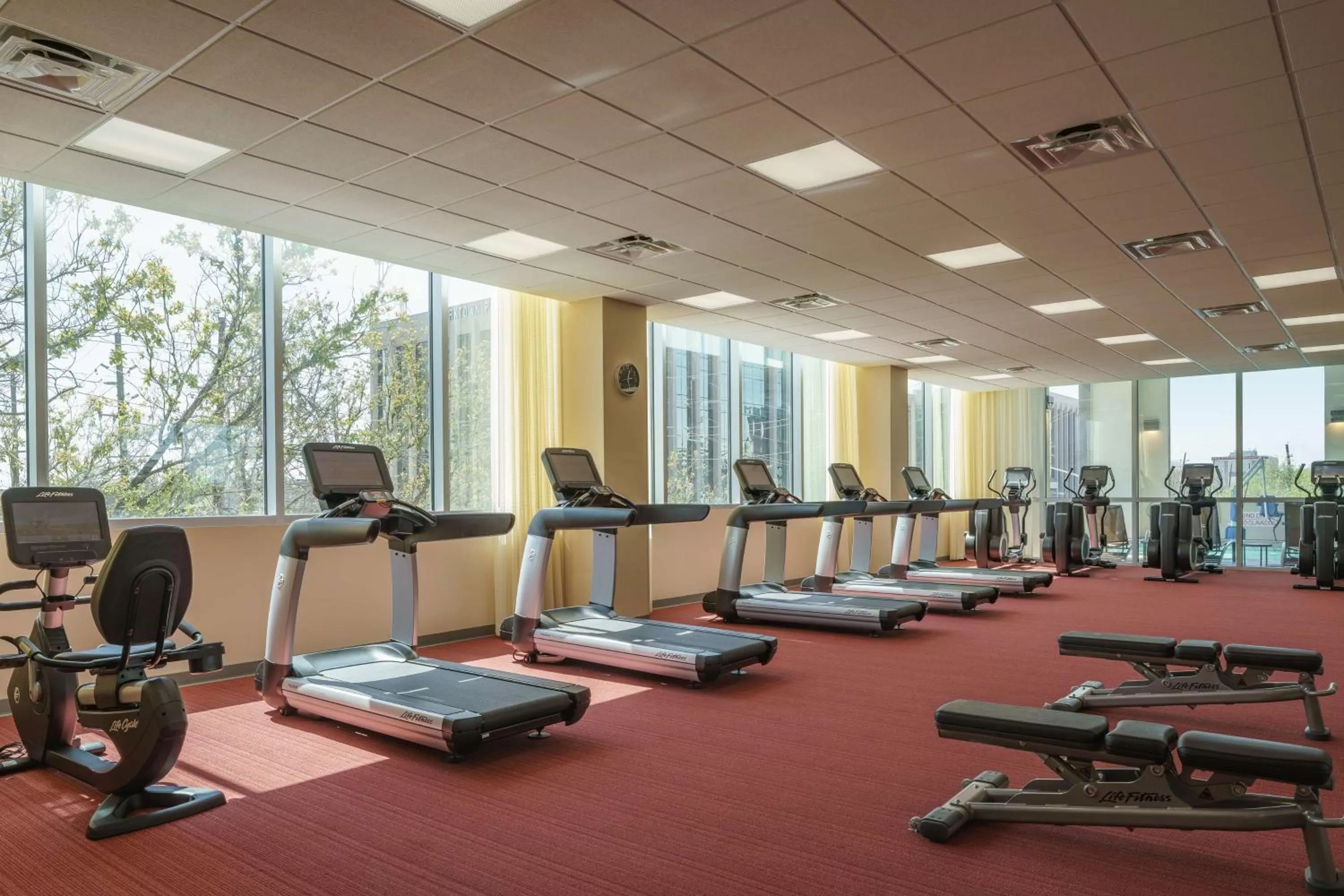 Fitness centre/facilities in Hyatt Place Houston Galleria