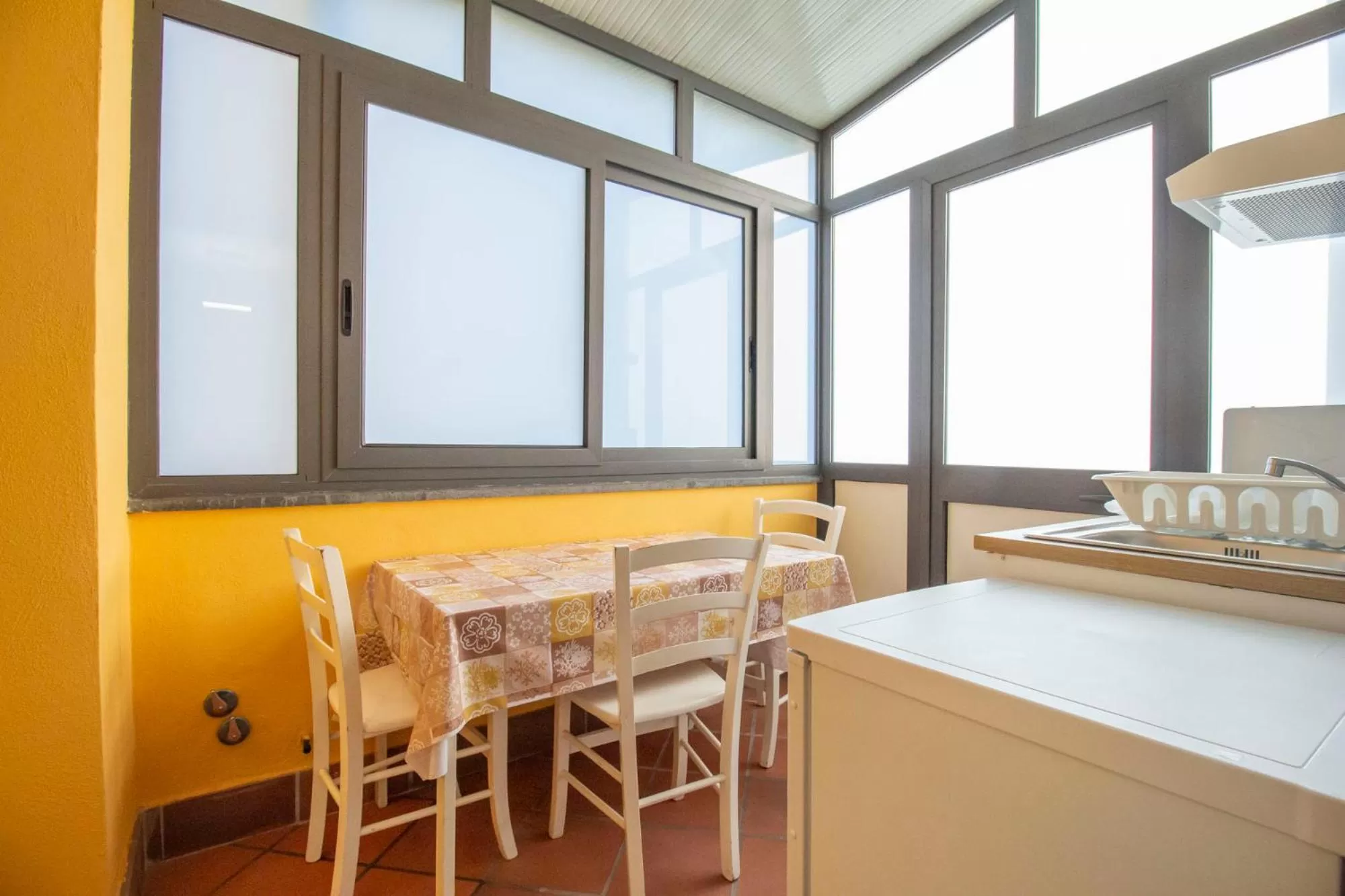 Royal Playa Suite and Apartament -private parking- self chek out