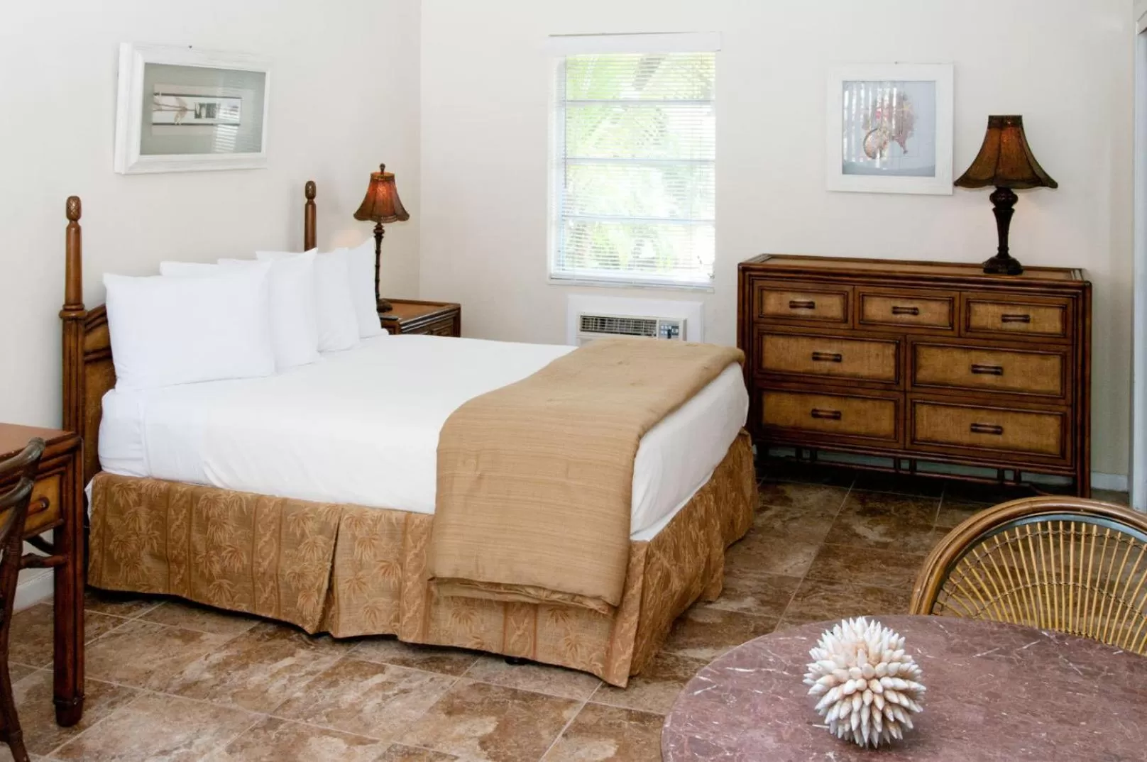 Studio Suite in Ocean Lodge