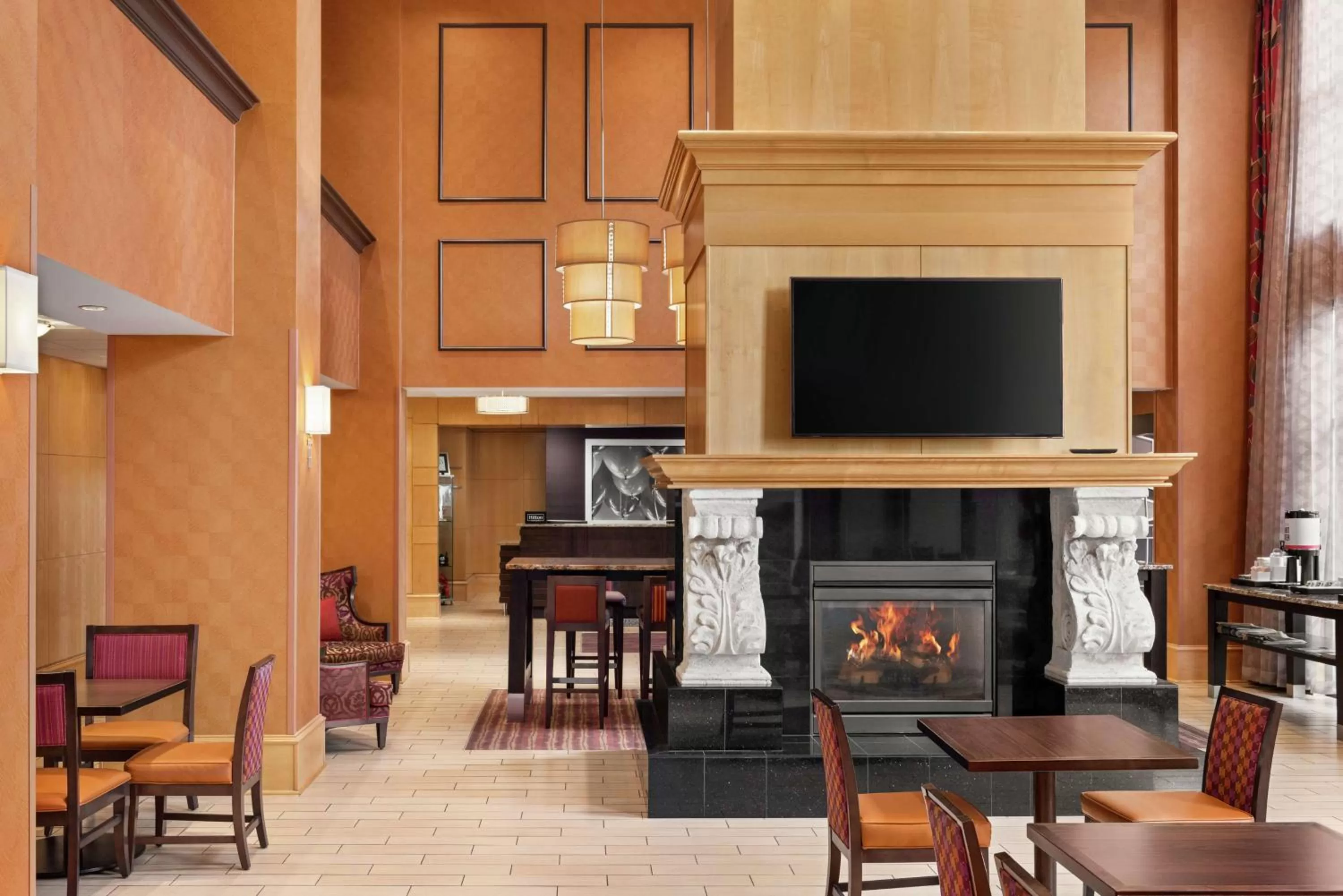 Lobby or reception in Hampton Inn & Suites by Hilton Langley-Surrey