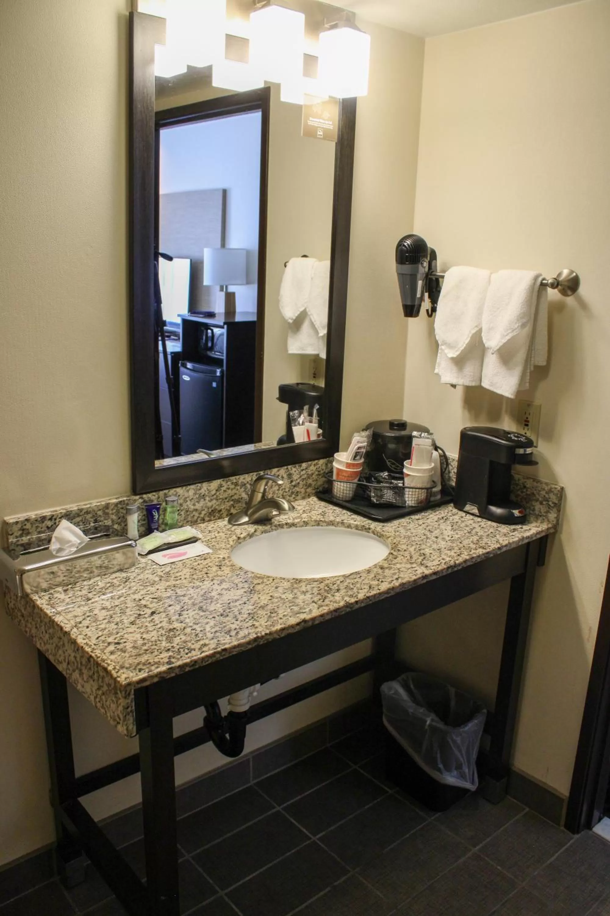 Sleep Inn Bend Crossroads Plaza