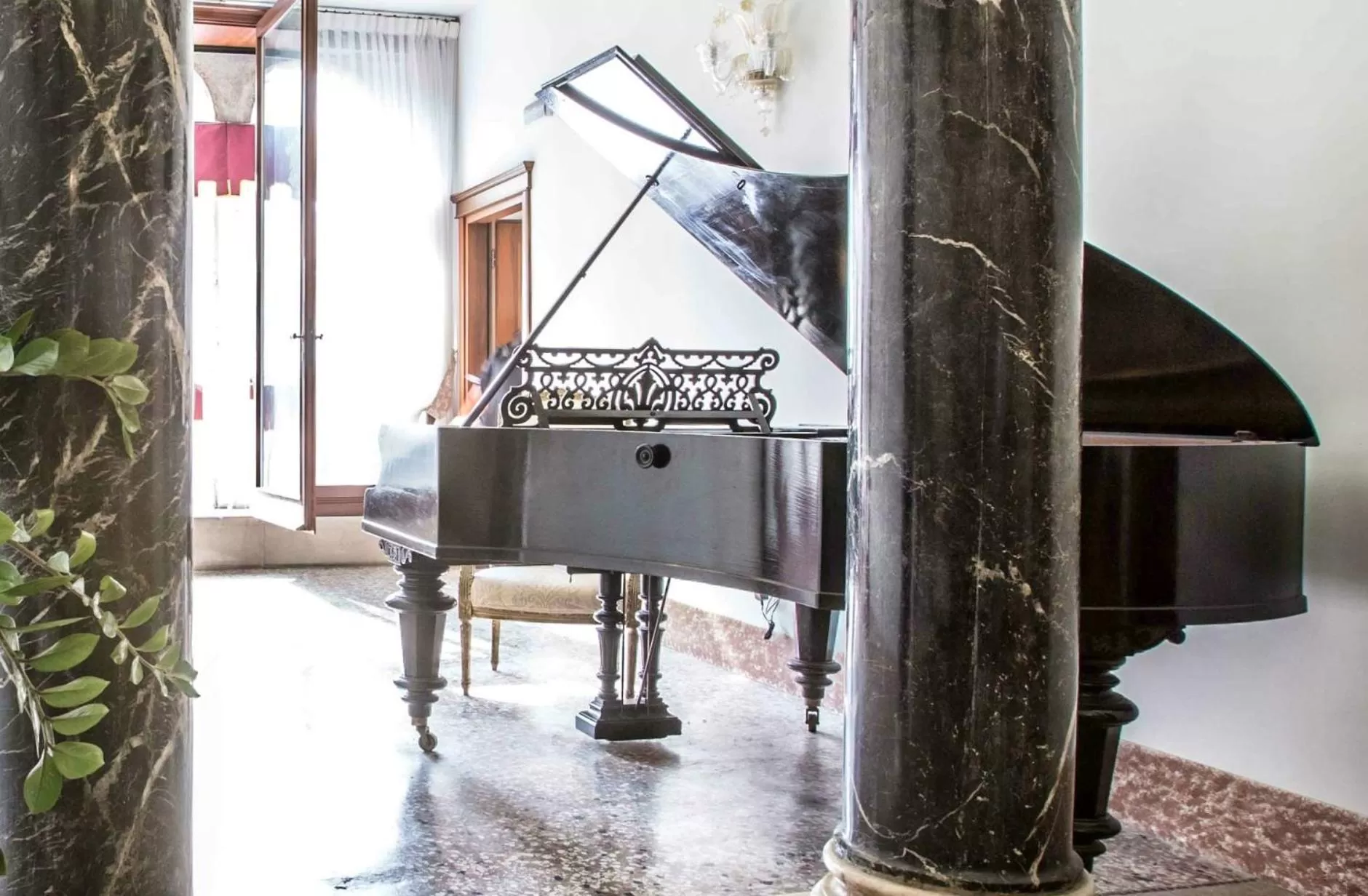 Decorative detail in Hotel Palazzo Vitturi