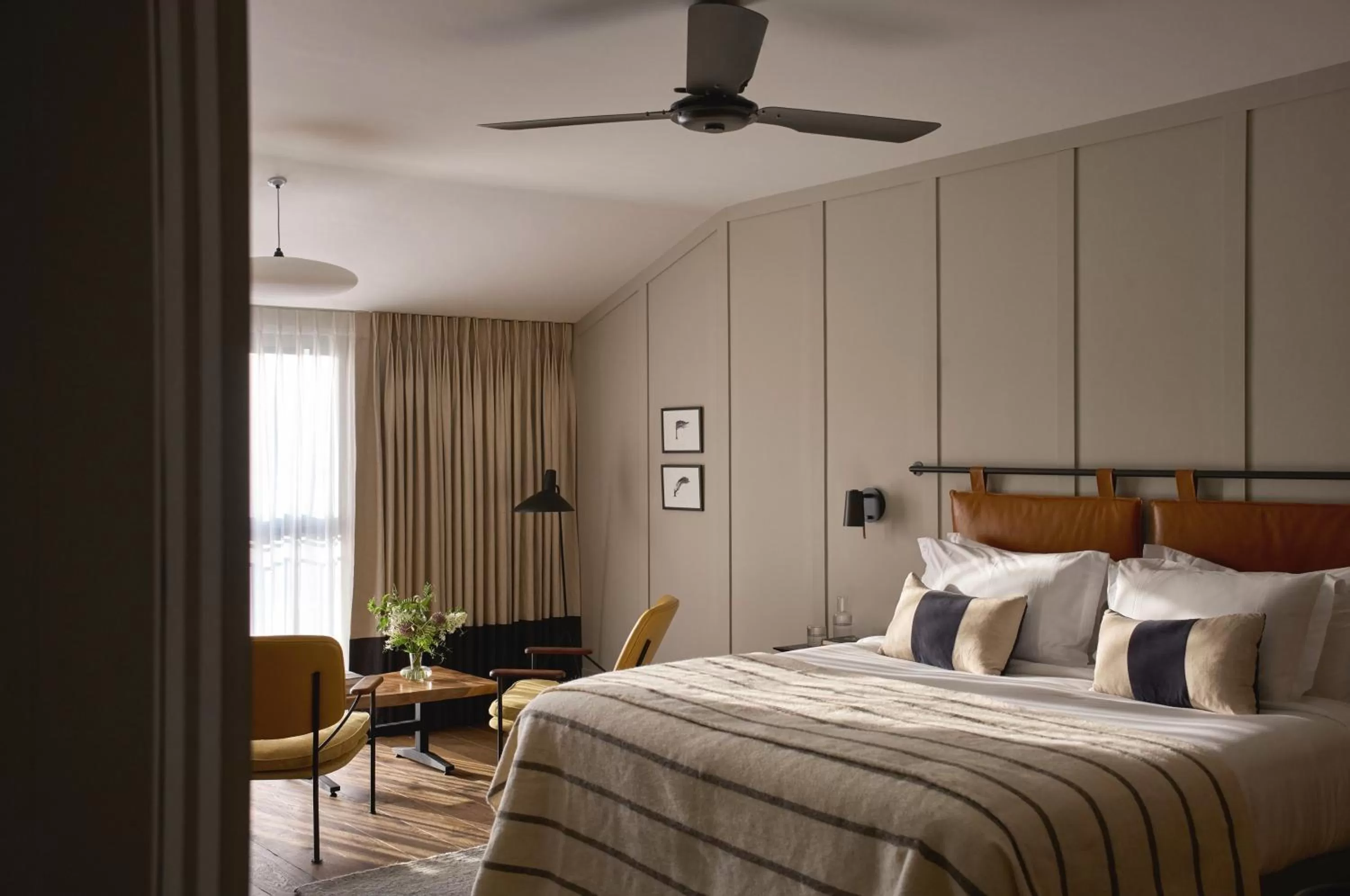 Bedroom, Bed in Fowey Hall Hotel