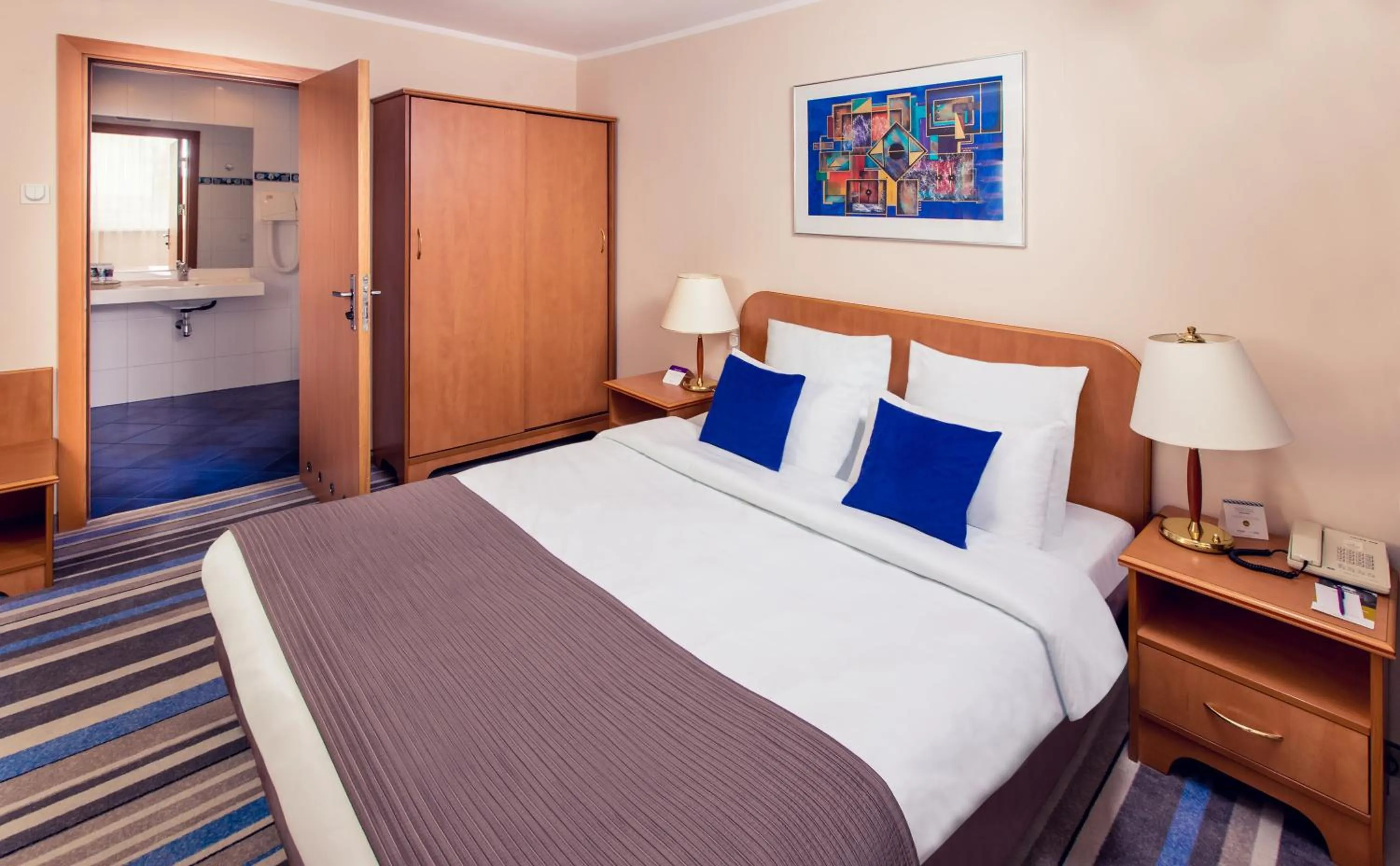 Bed in Hotel Mercure Toruń Centrum