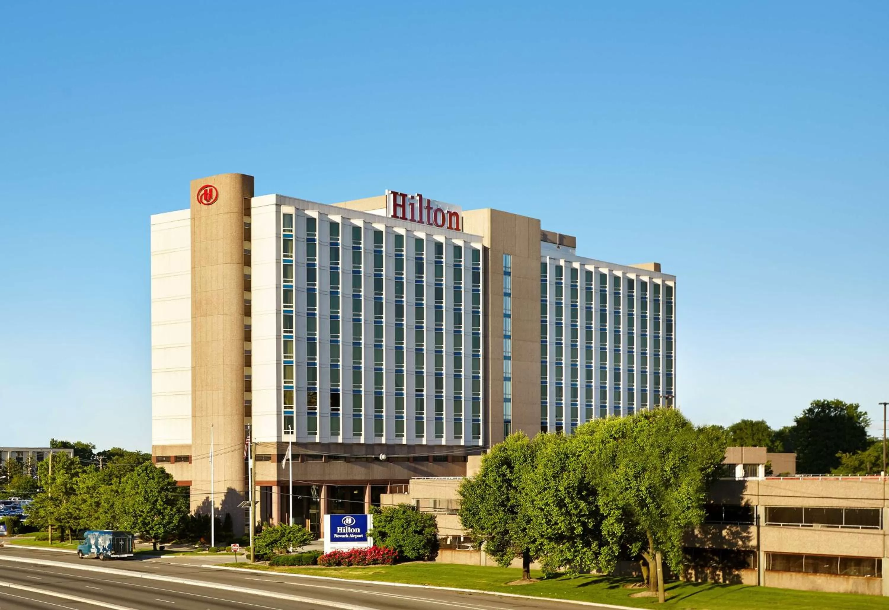 Property building in Hilton Newark Airport
