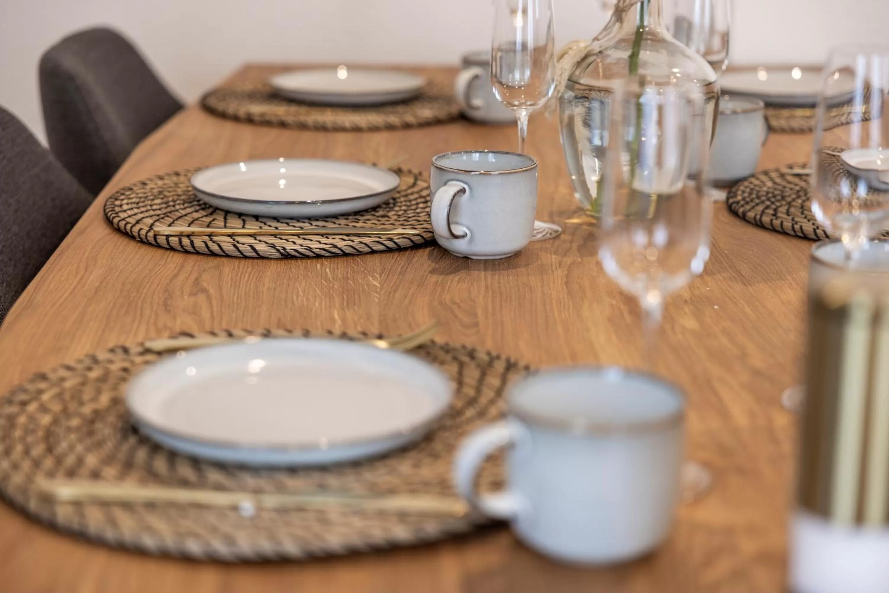 Dining area in VISIMO Apartments St Georgen-Strasse St Gallen - Design City Nature