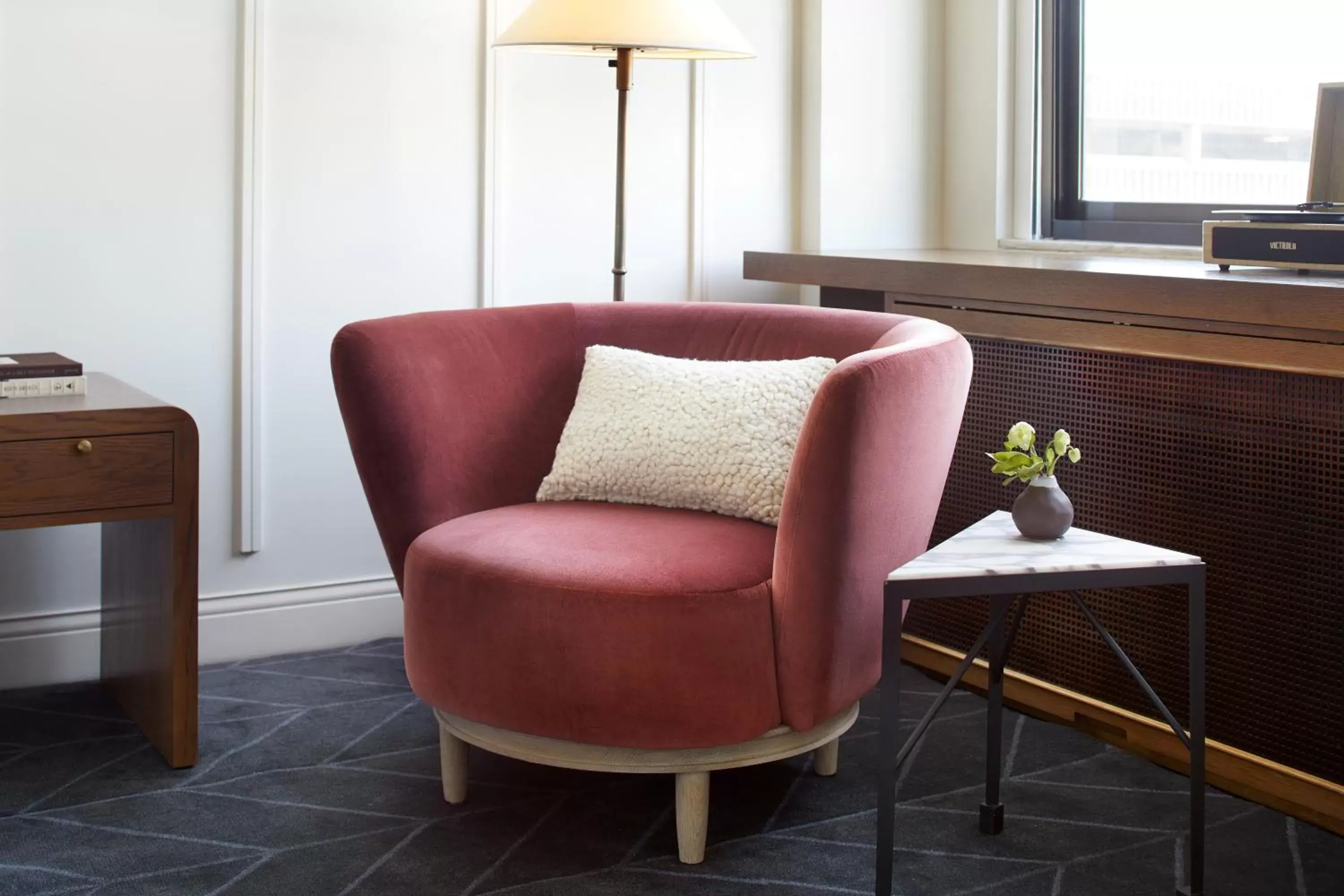 Premium King Room with Tub and Walk-In Shower in Kimpton Alton Fisherman's Wharf by IHG Premium King Room with Tub and Walk-In Shower in Kimpton Alton Fisherman's Wharf by IHG