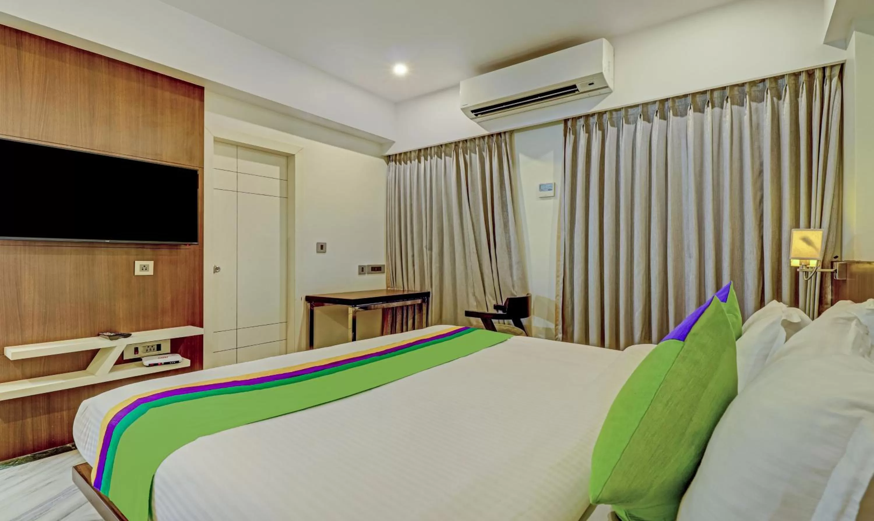 Bedroom, Bed in Treebo Seaesta RK Beach