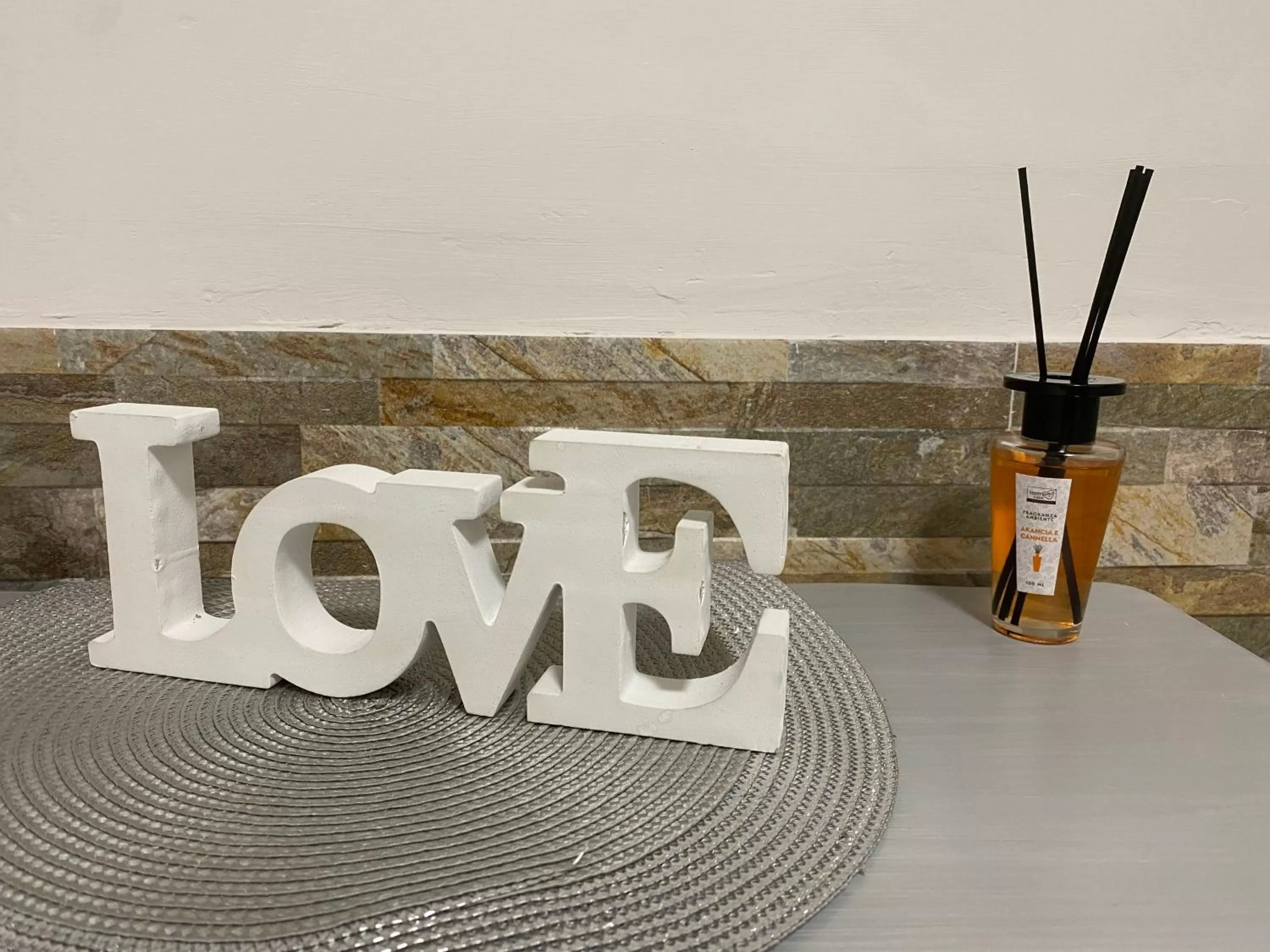 Decorative detail in B&B Alpaca Biella