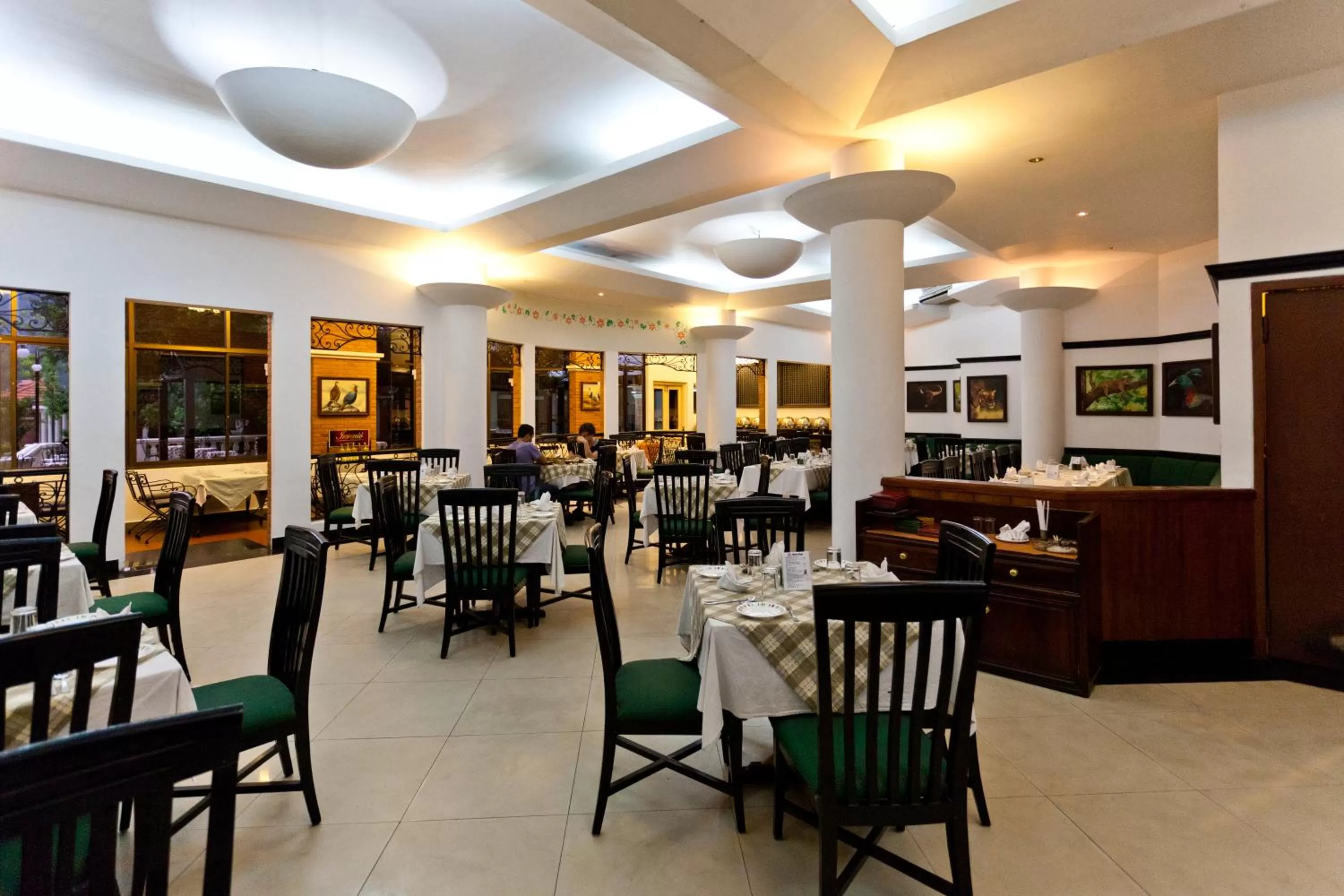 Restaurant/places to eat in Park Village Resort by KGH Group