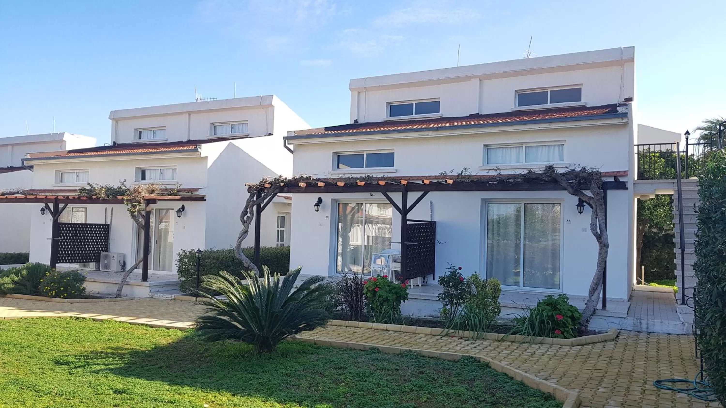 Property building in Citrus Tree Gardens