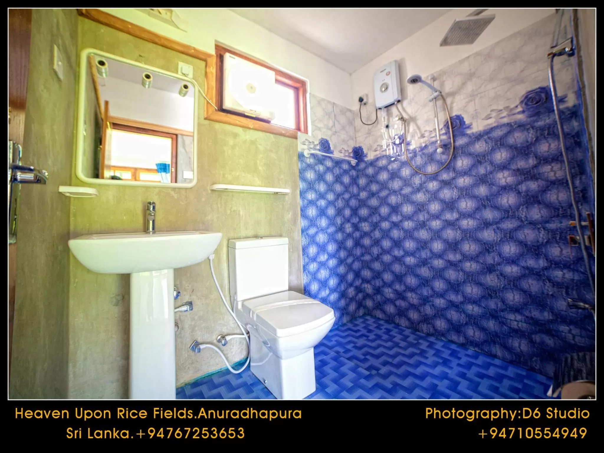 Bathroom in Heaven Upon Rice Fields