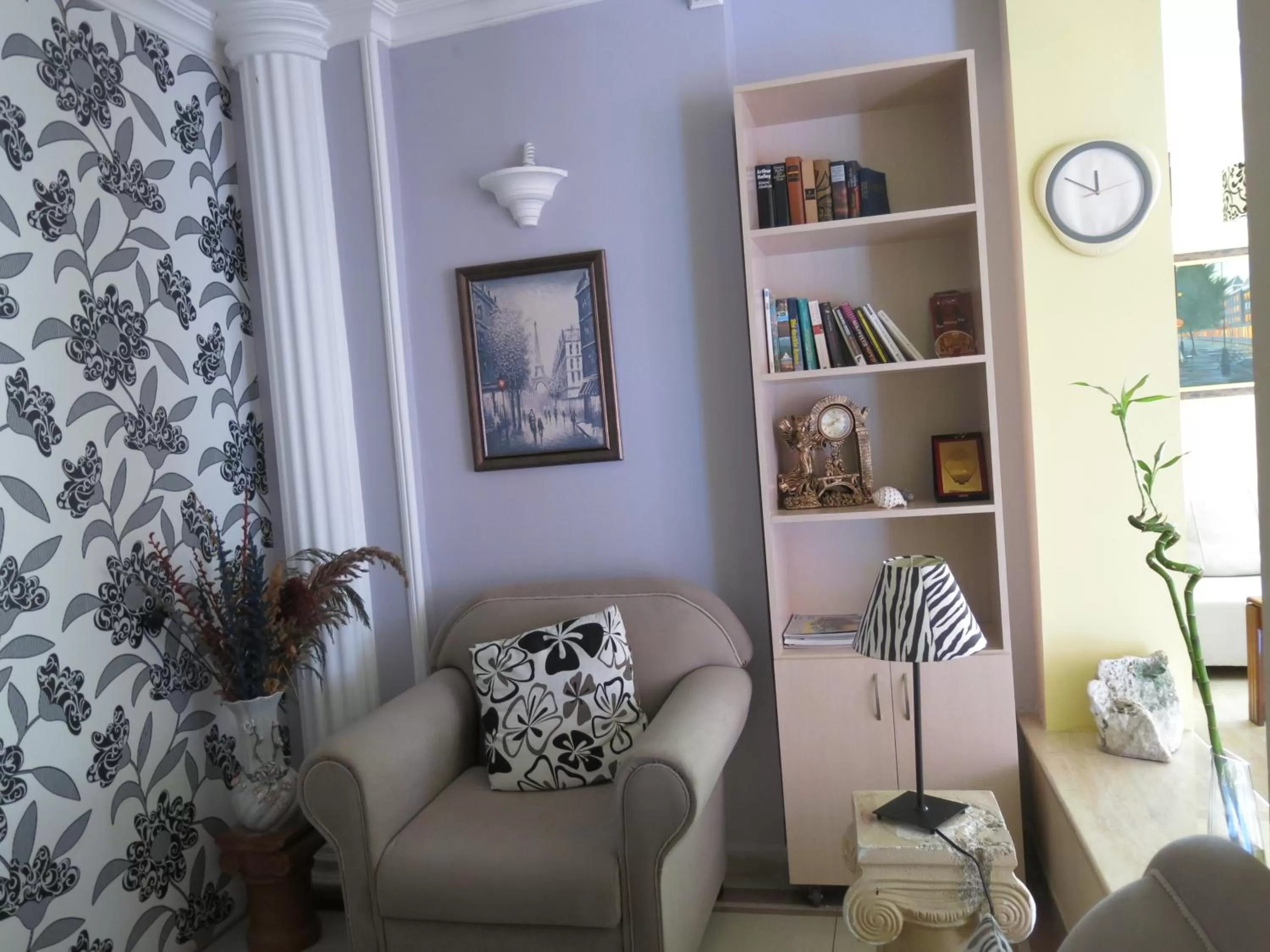 Library, Seating Area in Hotel Lido