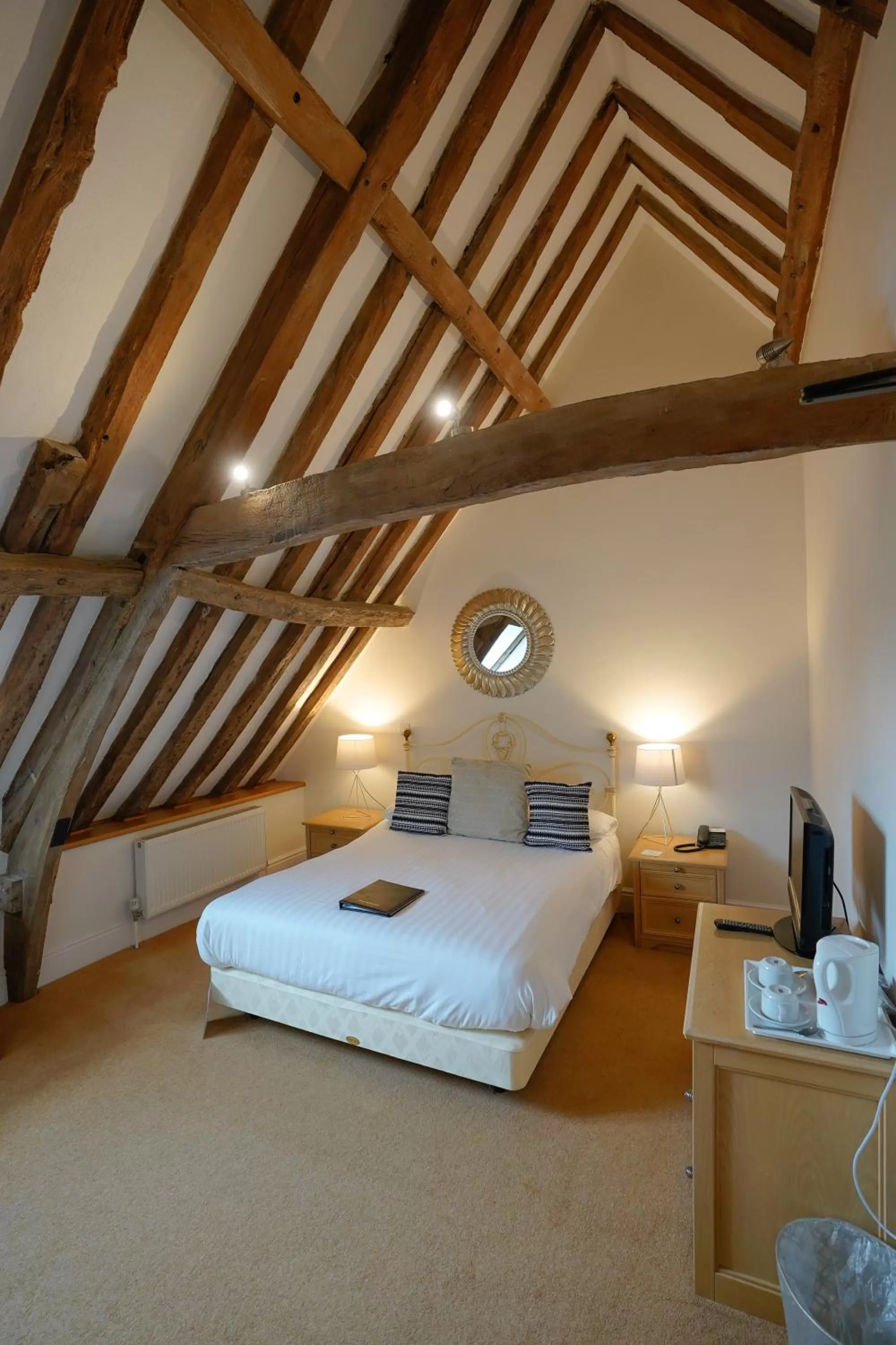 Bed in Waveney House Hotel