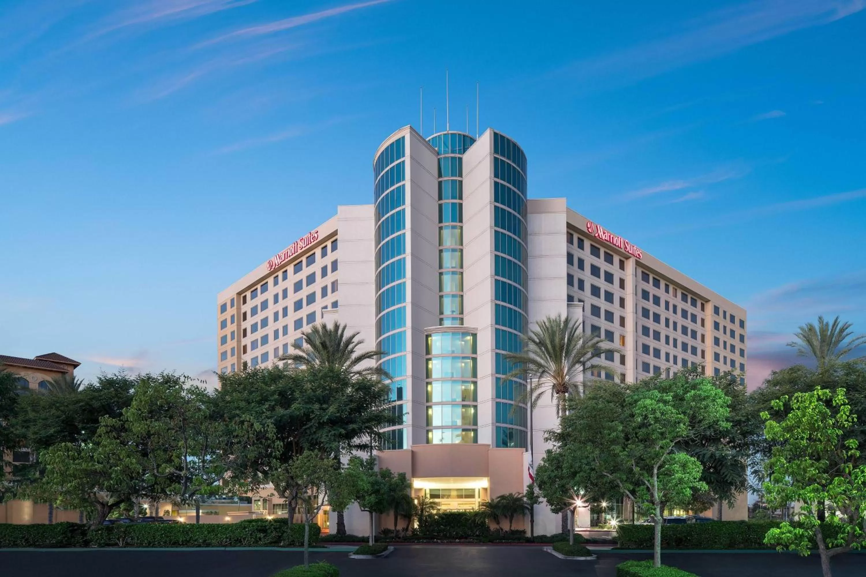 Property building in Anaheim Marriott Suites