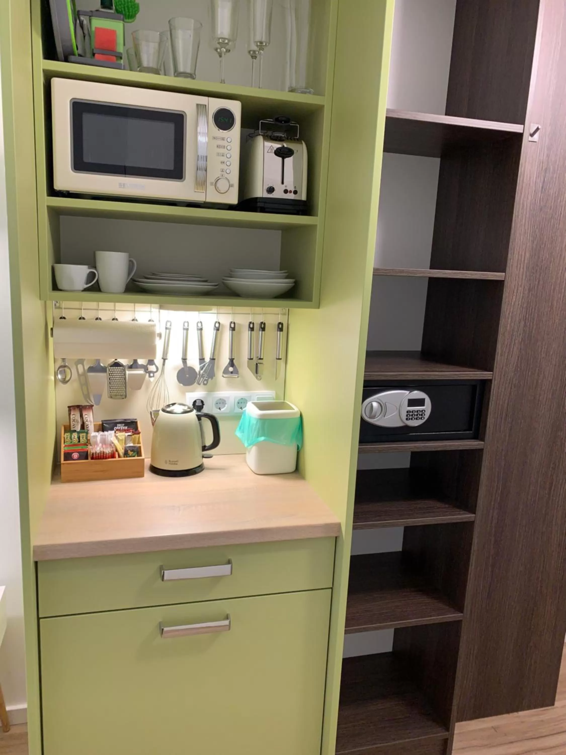 Coffee/tea facilities, Kitchen/Kitchenette in Park-Lodge Am Rohrbusch
