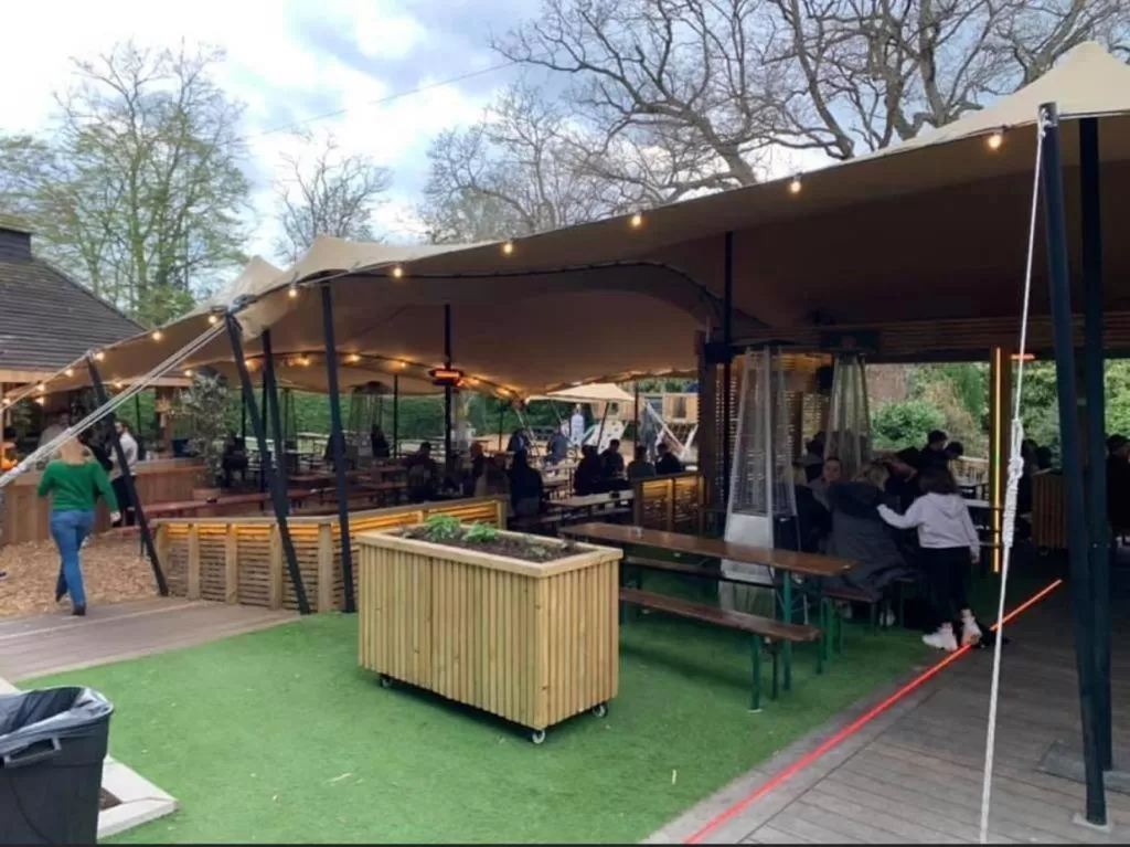 Garden in The Admiral Cunningham Hotel