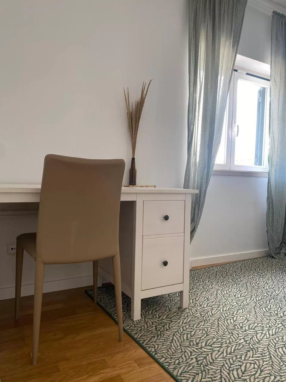 TV/Entertainment Center in FremdHeim