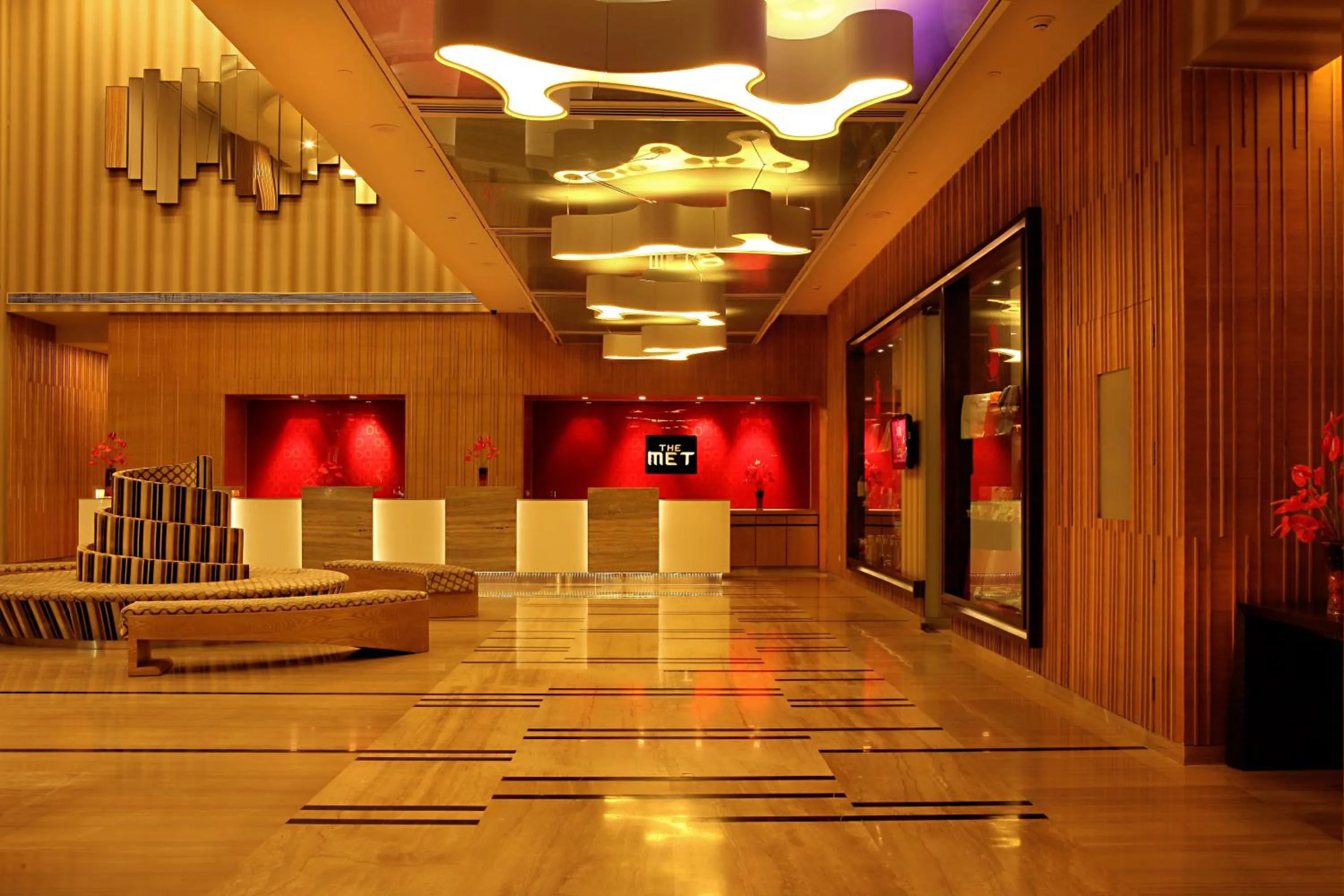 Lobby or reception in The Metropolitan Hotel & Spa New Delhi