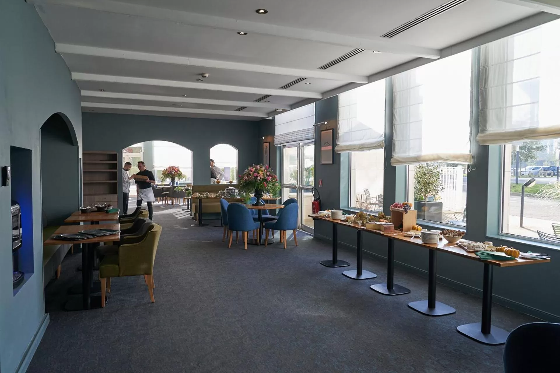 Restaurant/places to eat in Best Western Plus Paris Saclay