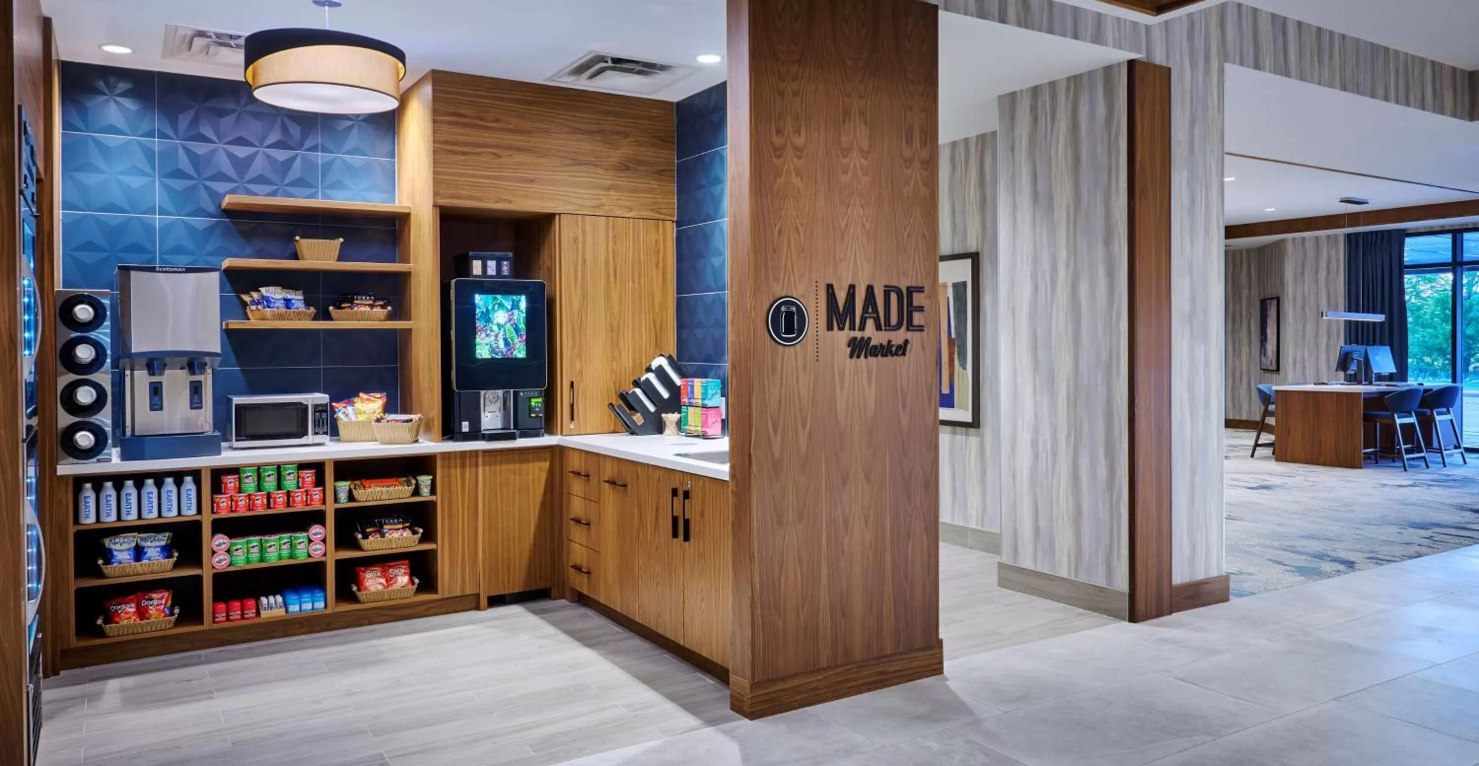 Restaurant/places to eat in DoubleTree by Hilton Windsor, ON