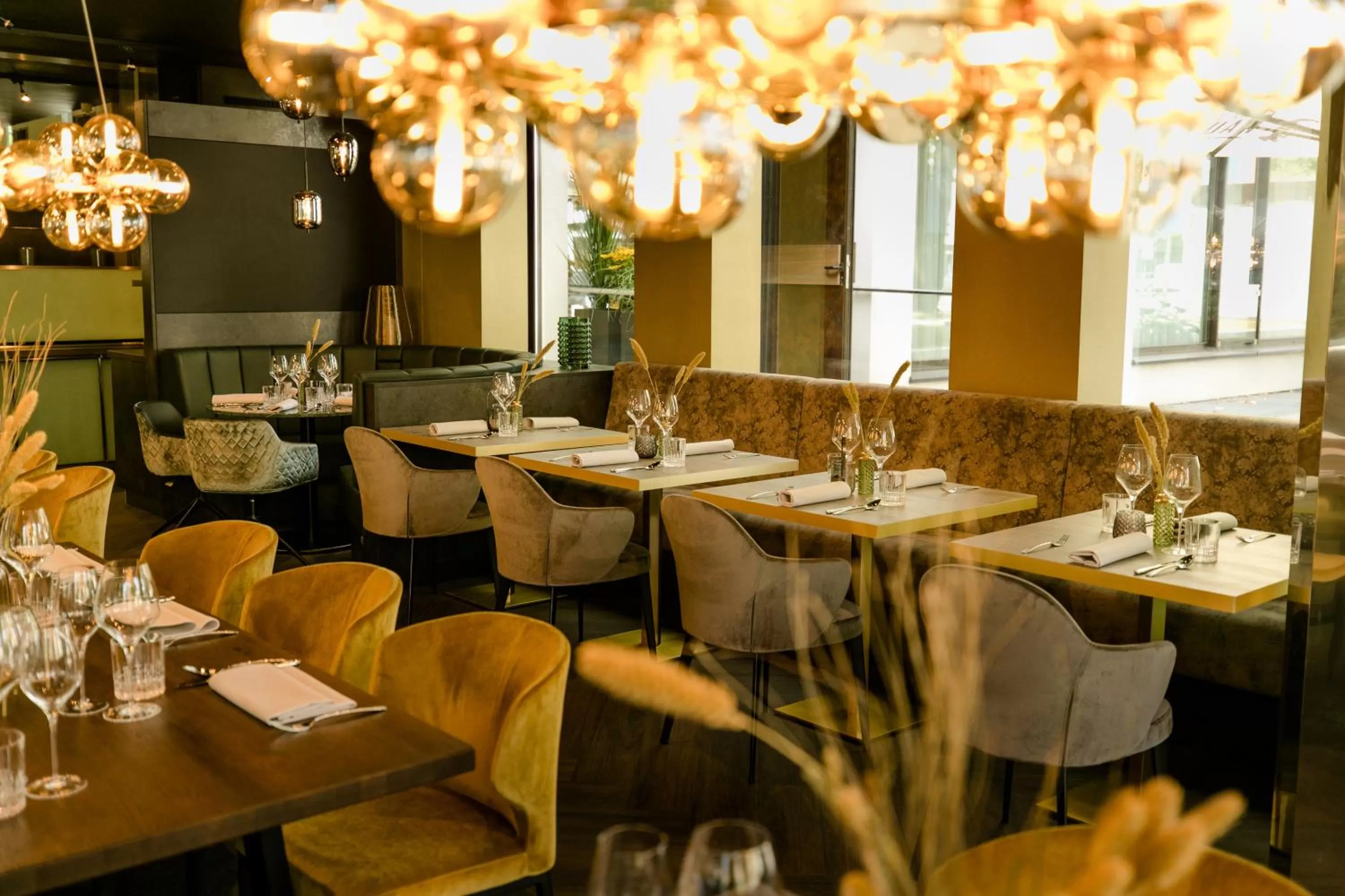 Restaurant/places to eat in Living Hotel Kanzler