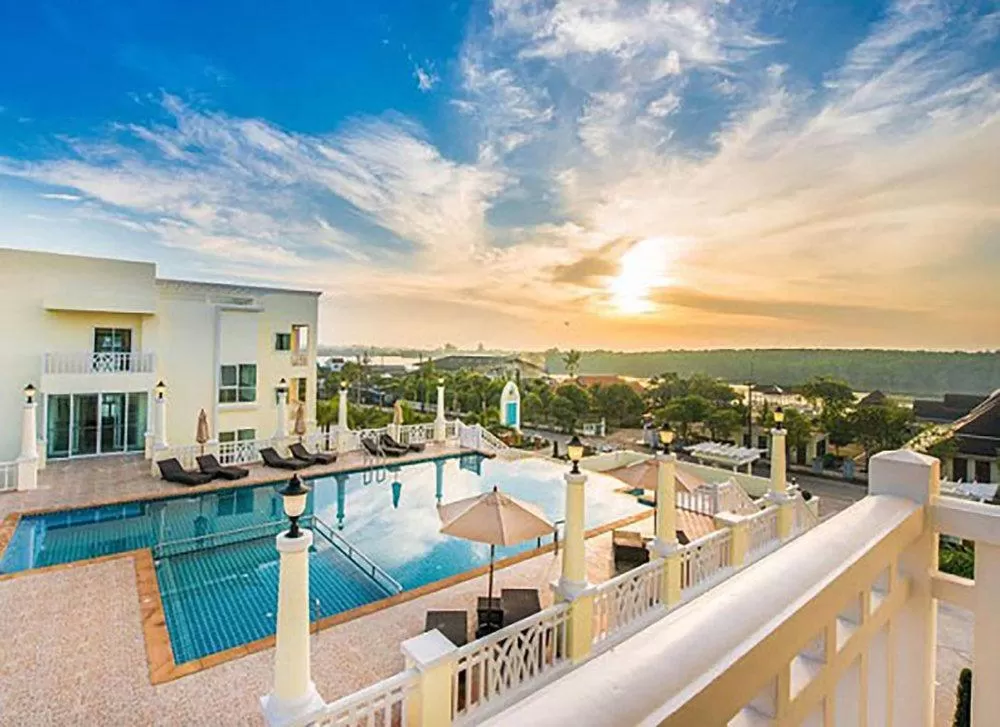 Swimming pool in Krabi Front Bay Resort