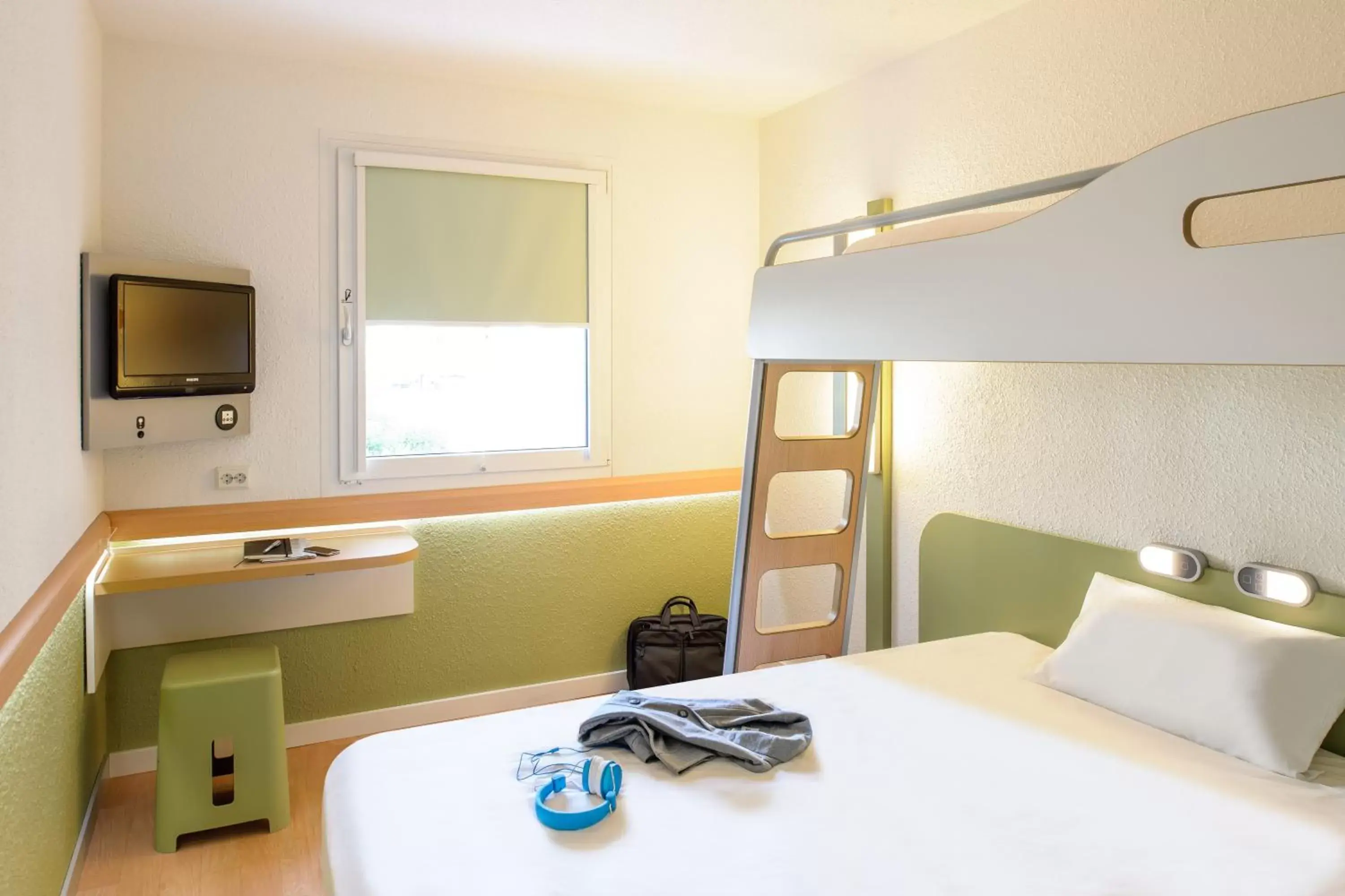 Standard Double Room in ibis Budget Rostock Broderstorf Standard Double Room in ibis Budget Rostock Broderstorf