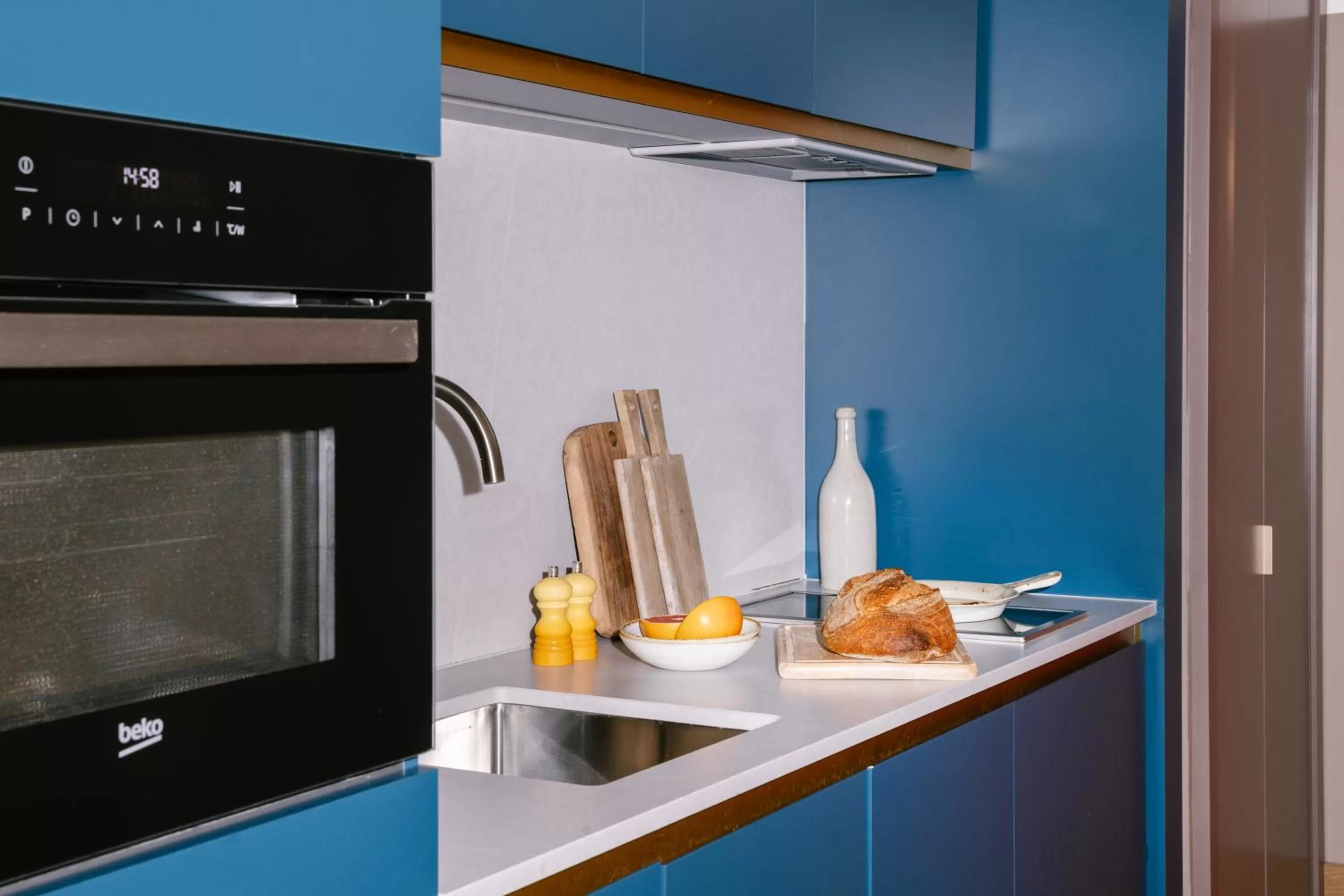 Kitchen or kitchenette in Native Manchester