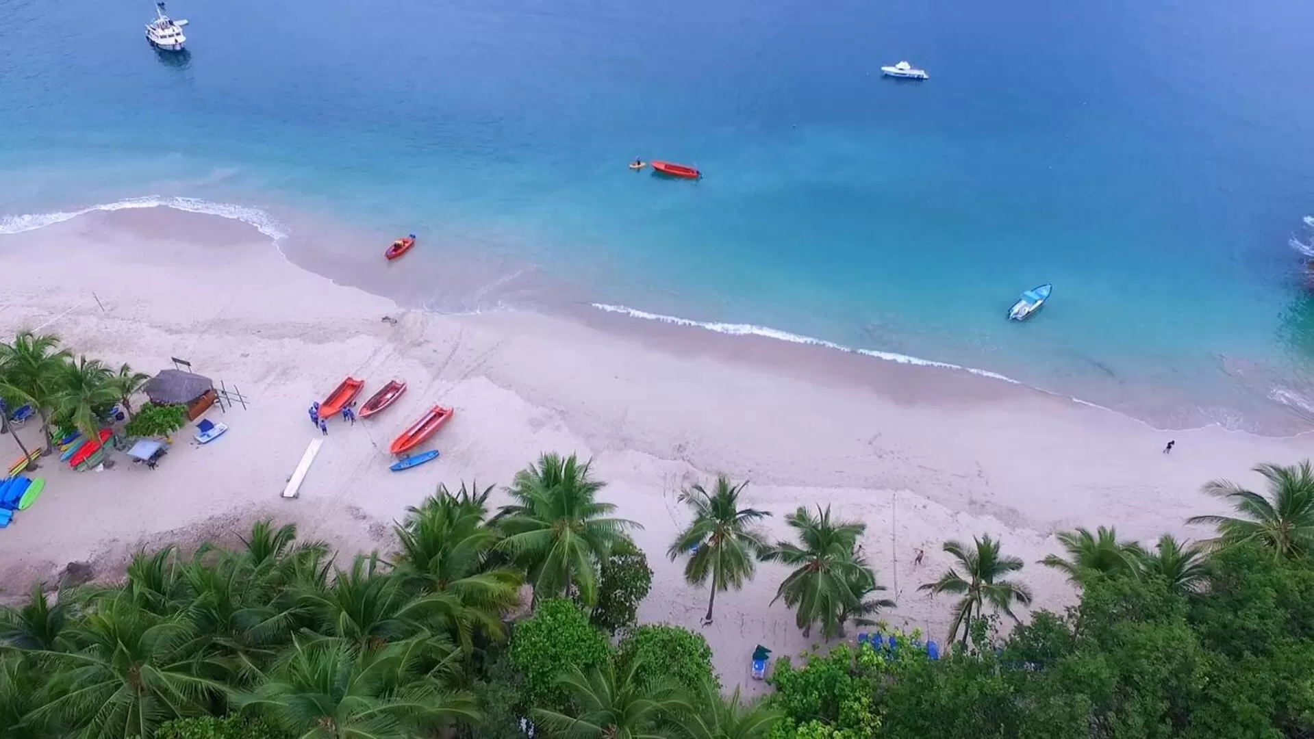 Canoeing in Eco Boutique Hotel Vista Las Islas Reserva Natural