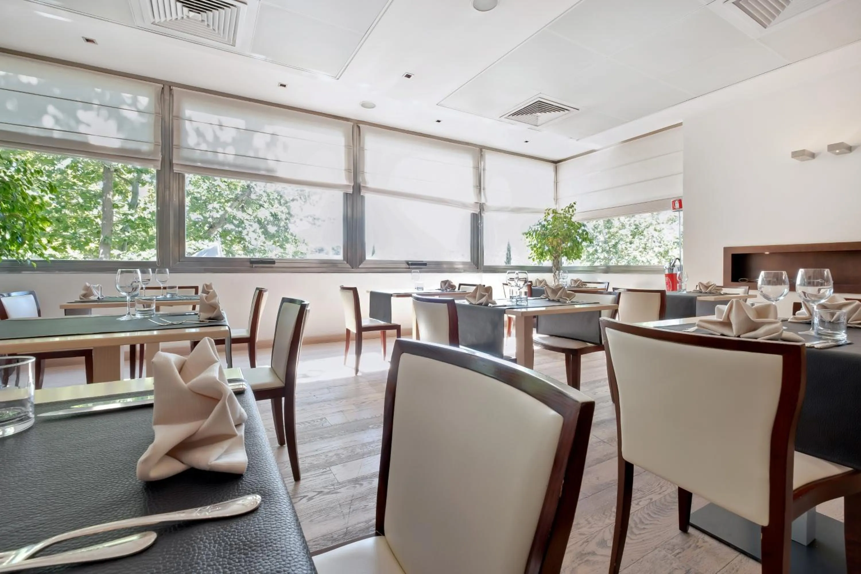 Restaurant/places to eat in Italiana Hotels Cosenza