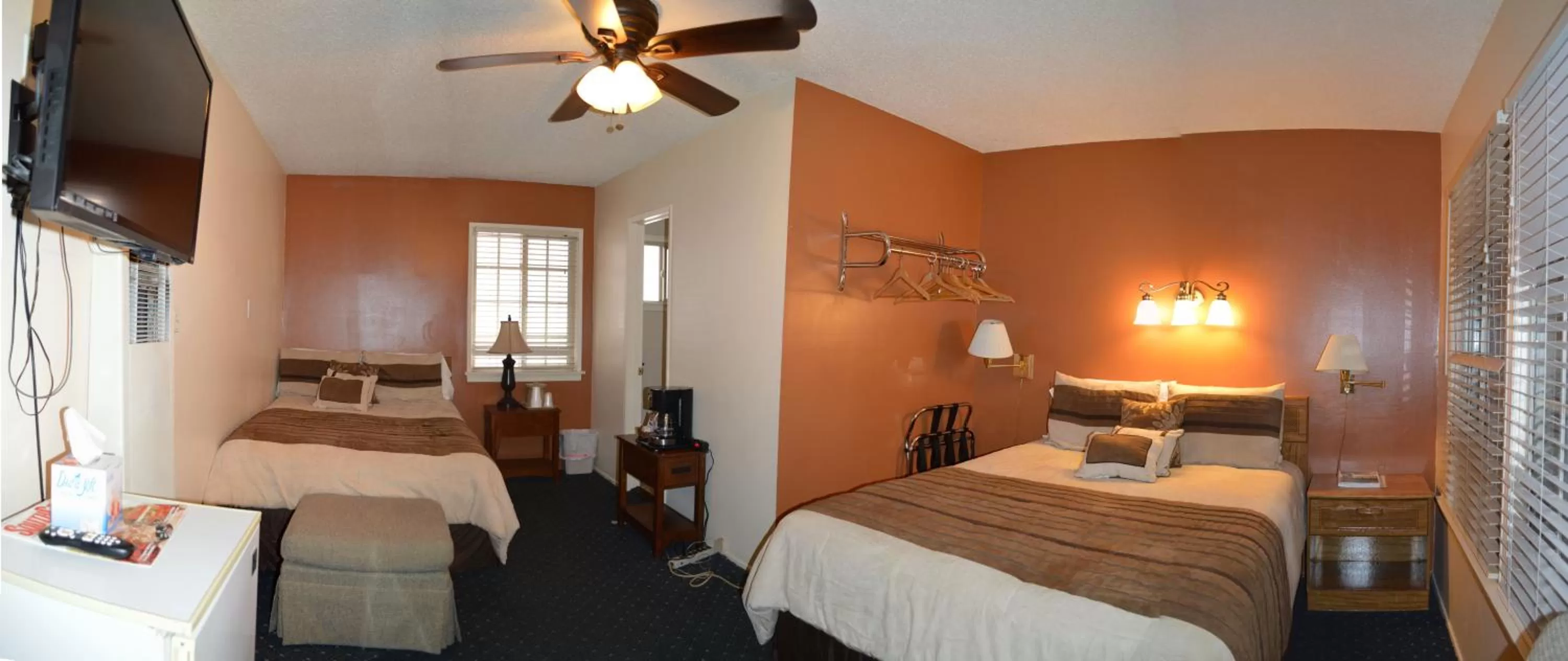 Double Room in Robinhood Resort